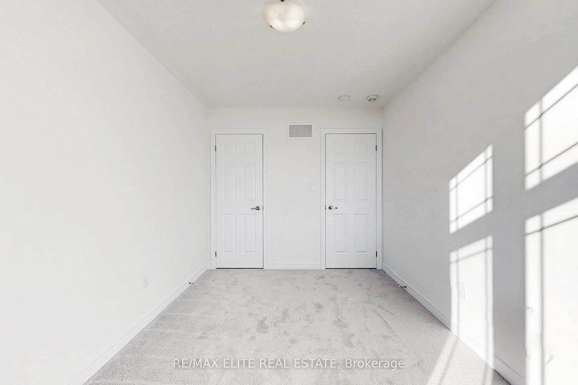 Photo 33 of 1012 Crowsnest Hollow, Pickering, Rural Pickering — HOMEH