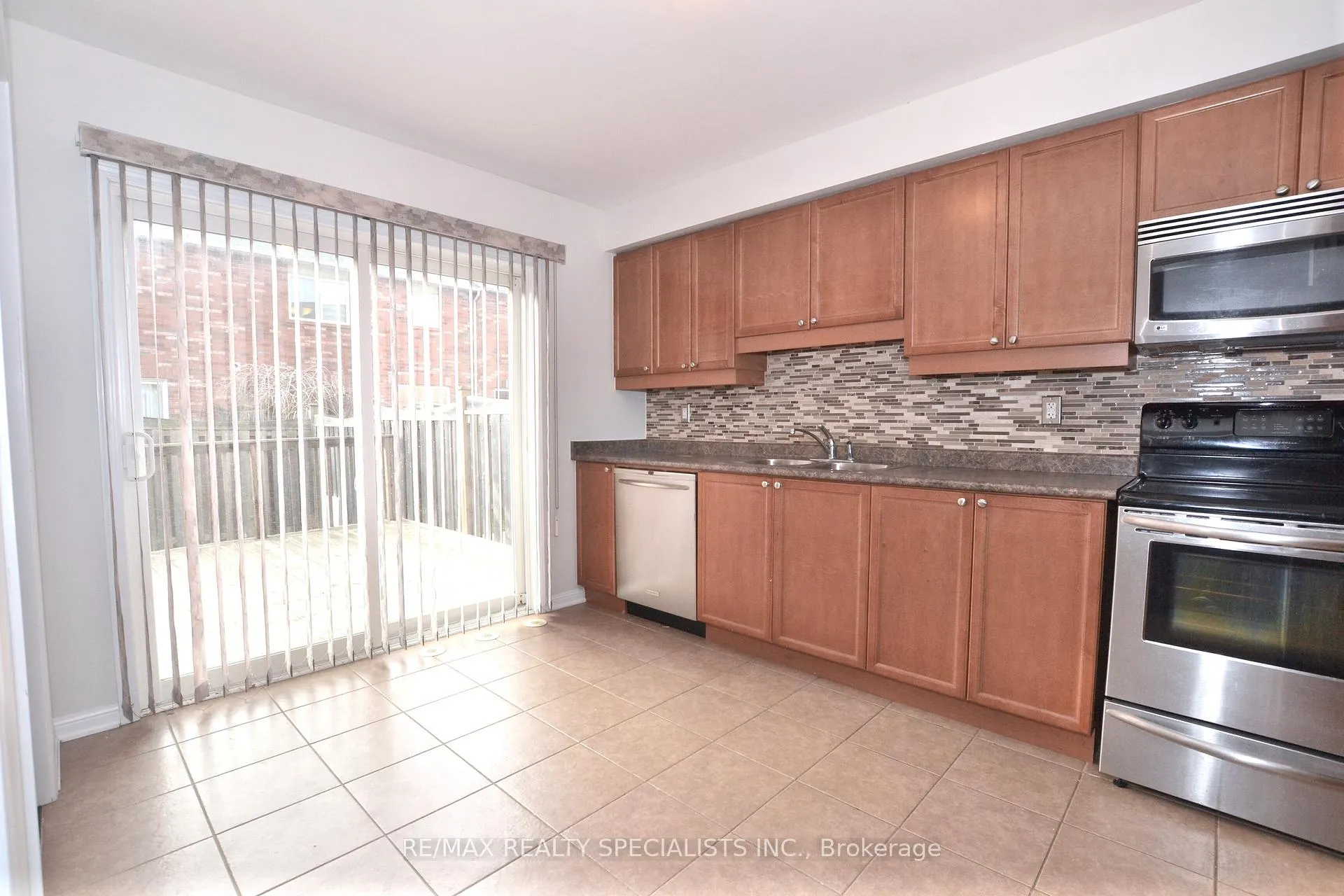 Photo 2 of 354 Prosser Circle, Milton, Harrison — HOMEH