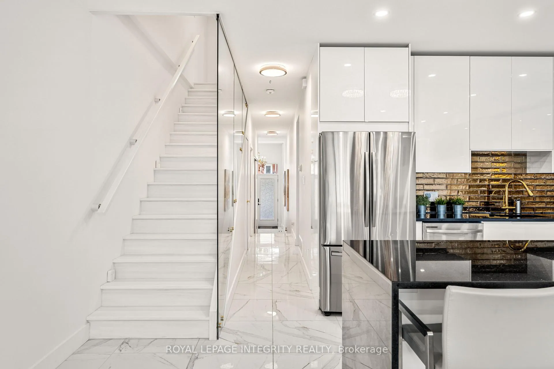 Photo 4 of 266 Currell Avenue, Ottawa, Westboro/Hampton Park — HOMEH