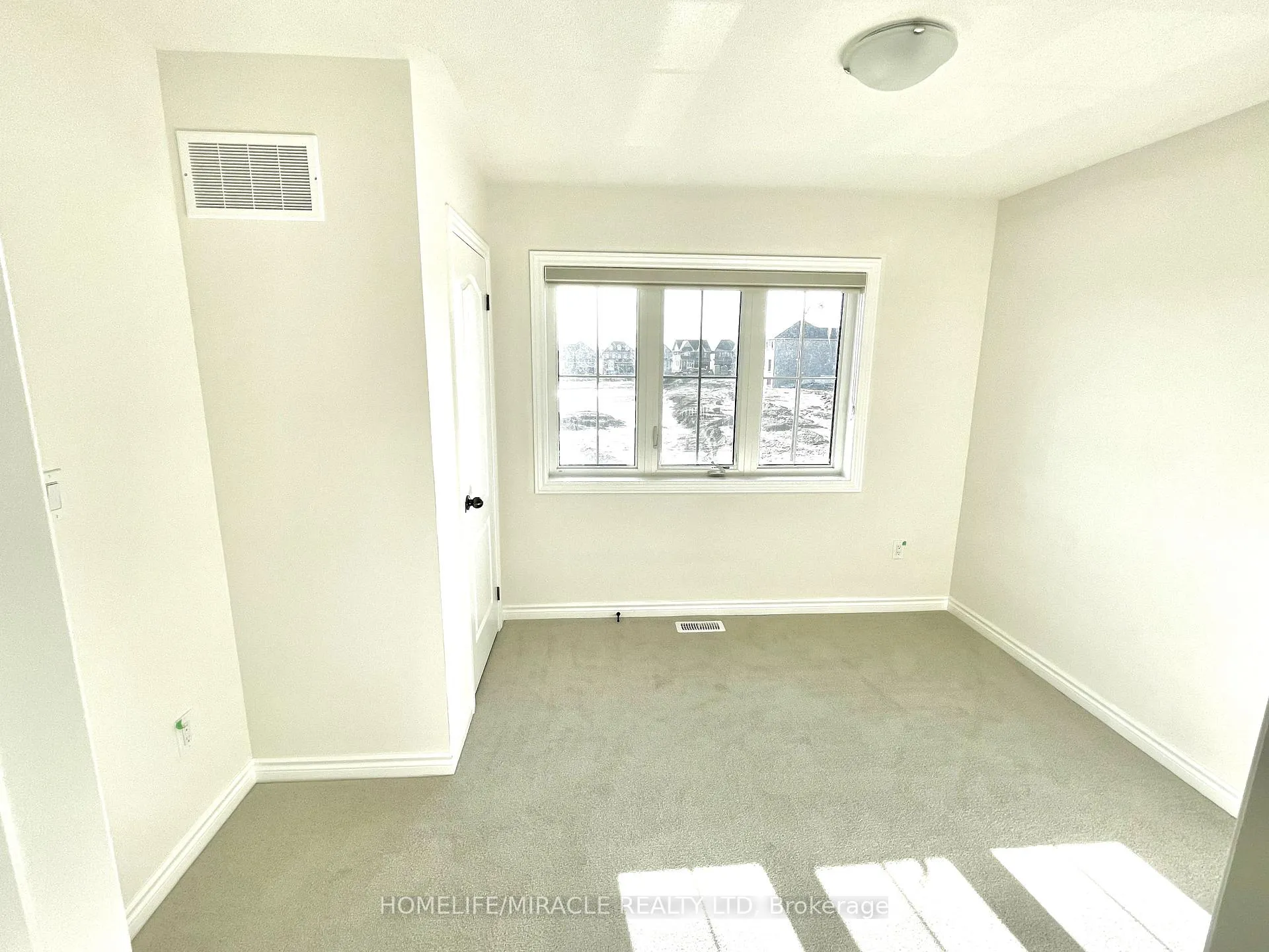 Photo 6 of 45 Lawrence D. Pridham Avenue, New Tecumseth, Alliston — HOMEH