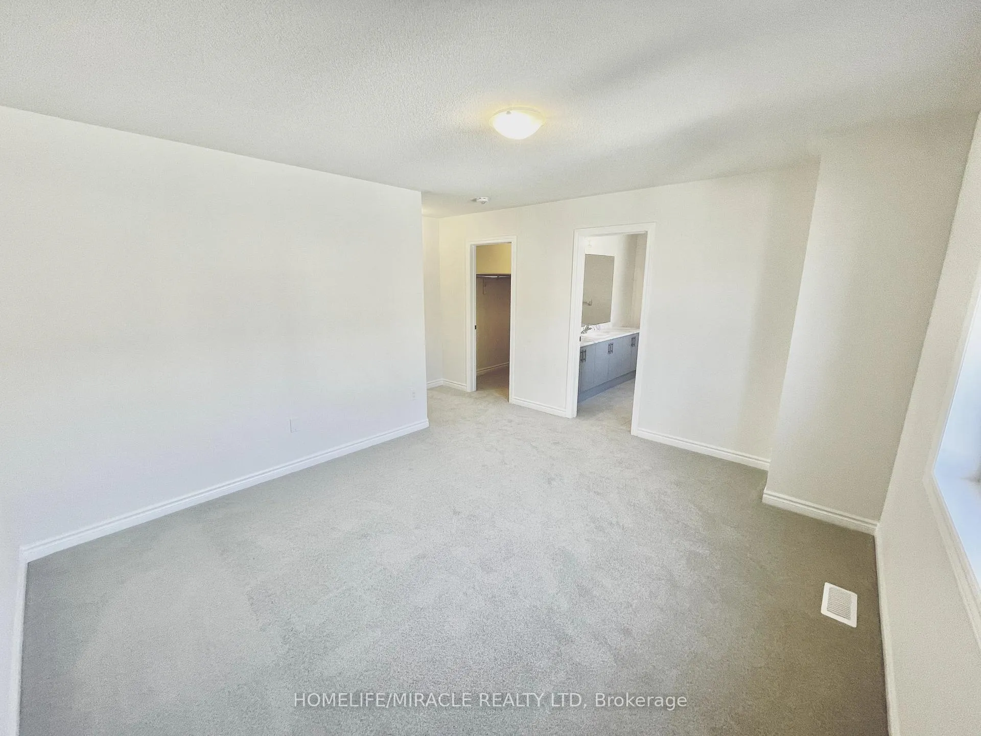 Photo 12 of 45 Lawrence D. Pridham Avenue, New Tecumseth, Alliston — HOMEH
