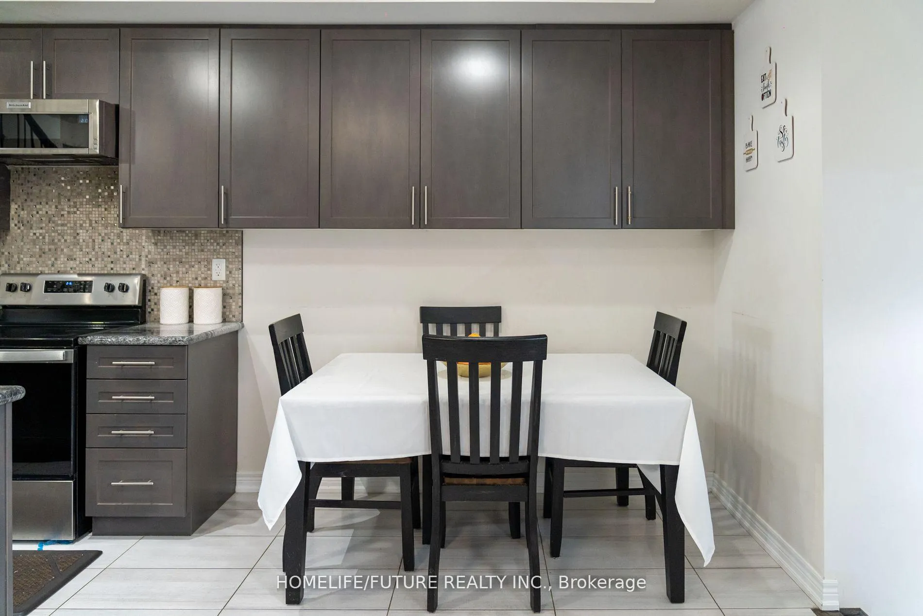 Photo 7 of 188 Coronation Road, Whitby, Rural Whitby — HOMEH