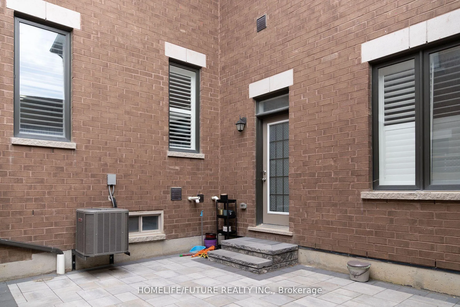 Photo 32 of 188 Coronation Road, Whitby, Rural Whitby — HOMEH