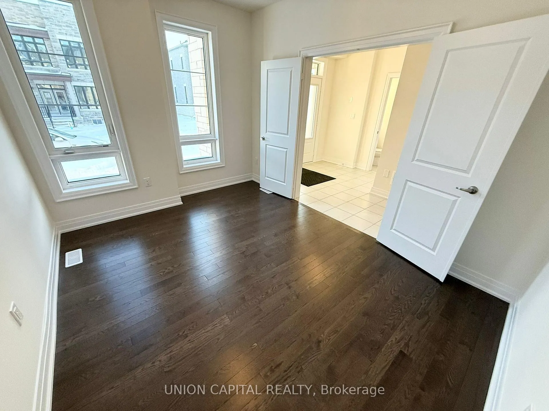 Photo 6 of 40 Mindanao Avenue, Markham, Victoria Manor-Jennings Gate — HOMEH
