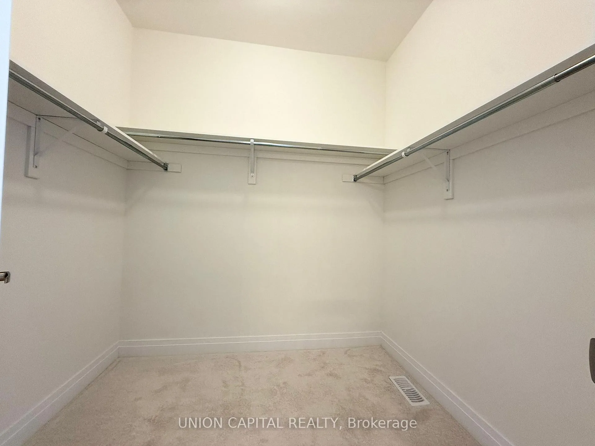 Photo 24 of 40 Mindanao Avenue, Markham, Victoria Manor-Jennings Gate — HOMEH