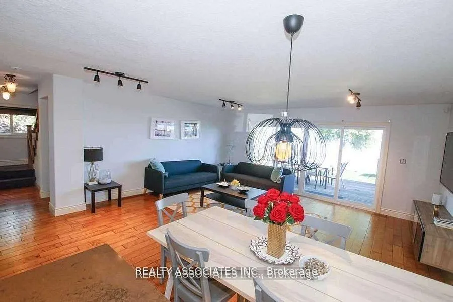 Photo 6 of 1737 Cedar Grove, Innisfil, Alcona — HOMEH