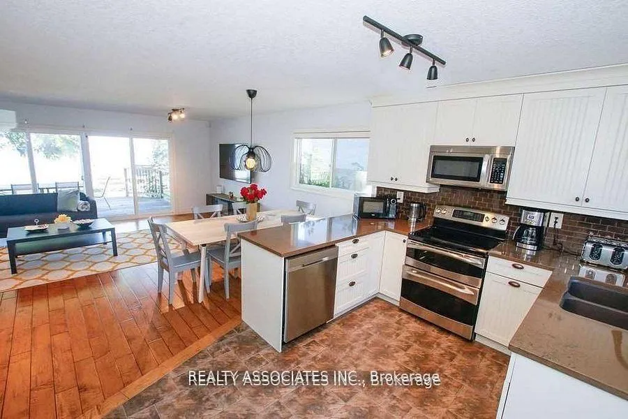 Photo 11 of 1737 Cedar Grove, Innisfil, Alcona — HOMEH