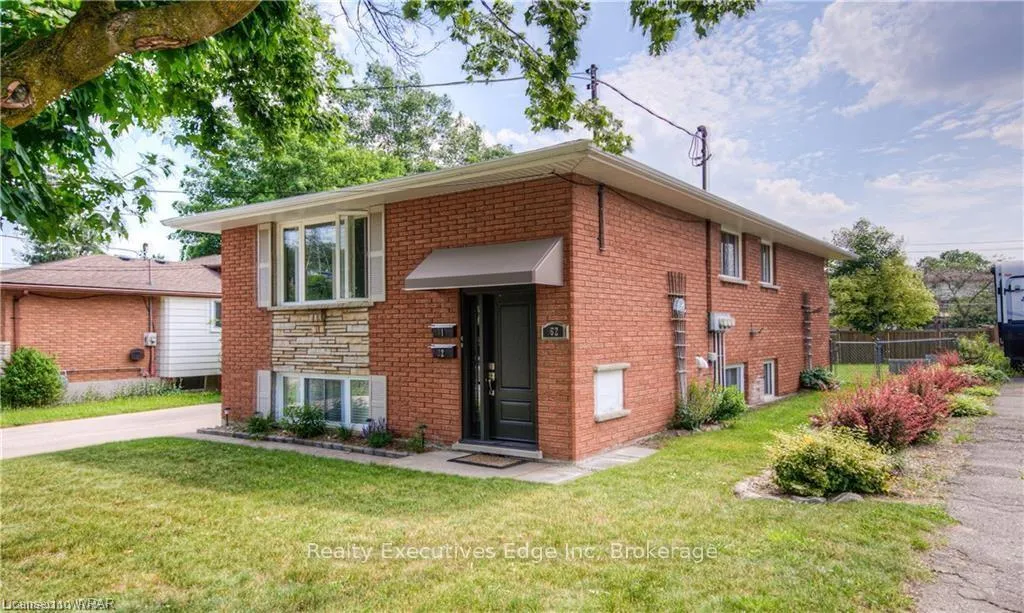 Photo 3 of 62 Scenic Drive, Kitchener, Centreville Chicopee — HOMEH