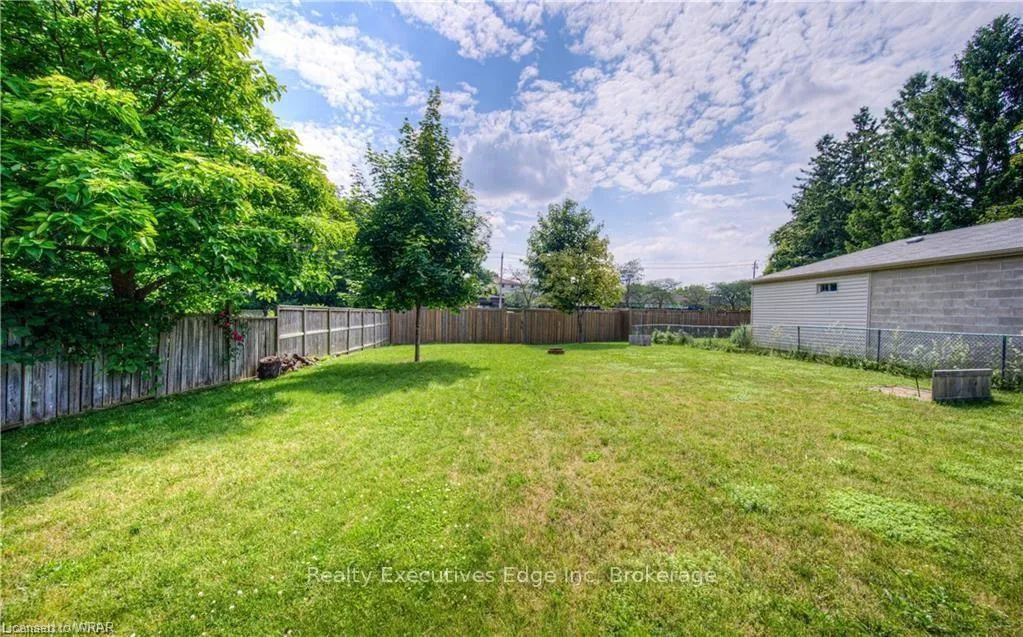 Photo 14 of 62 Scenic Drive, Kitchener, Centreville Chicopee — HOMEH