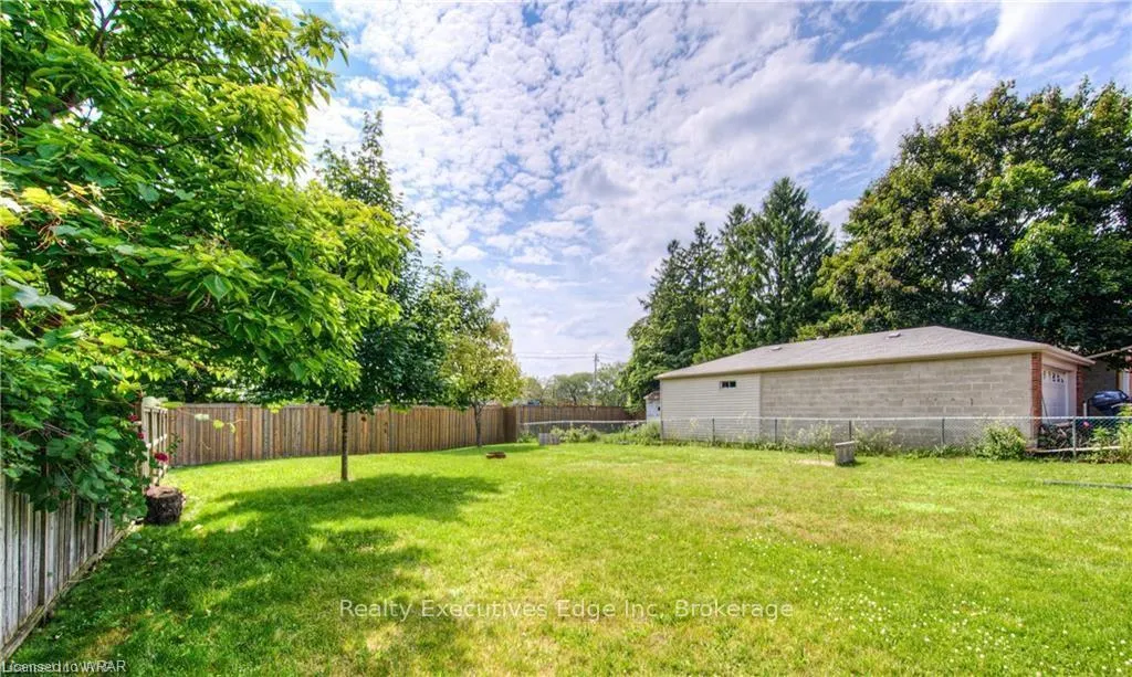 Photo 16 of 62 Scenic Drive, Kitchener, Centreville Chicopee — HOMEH