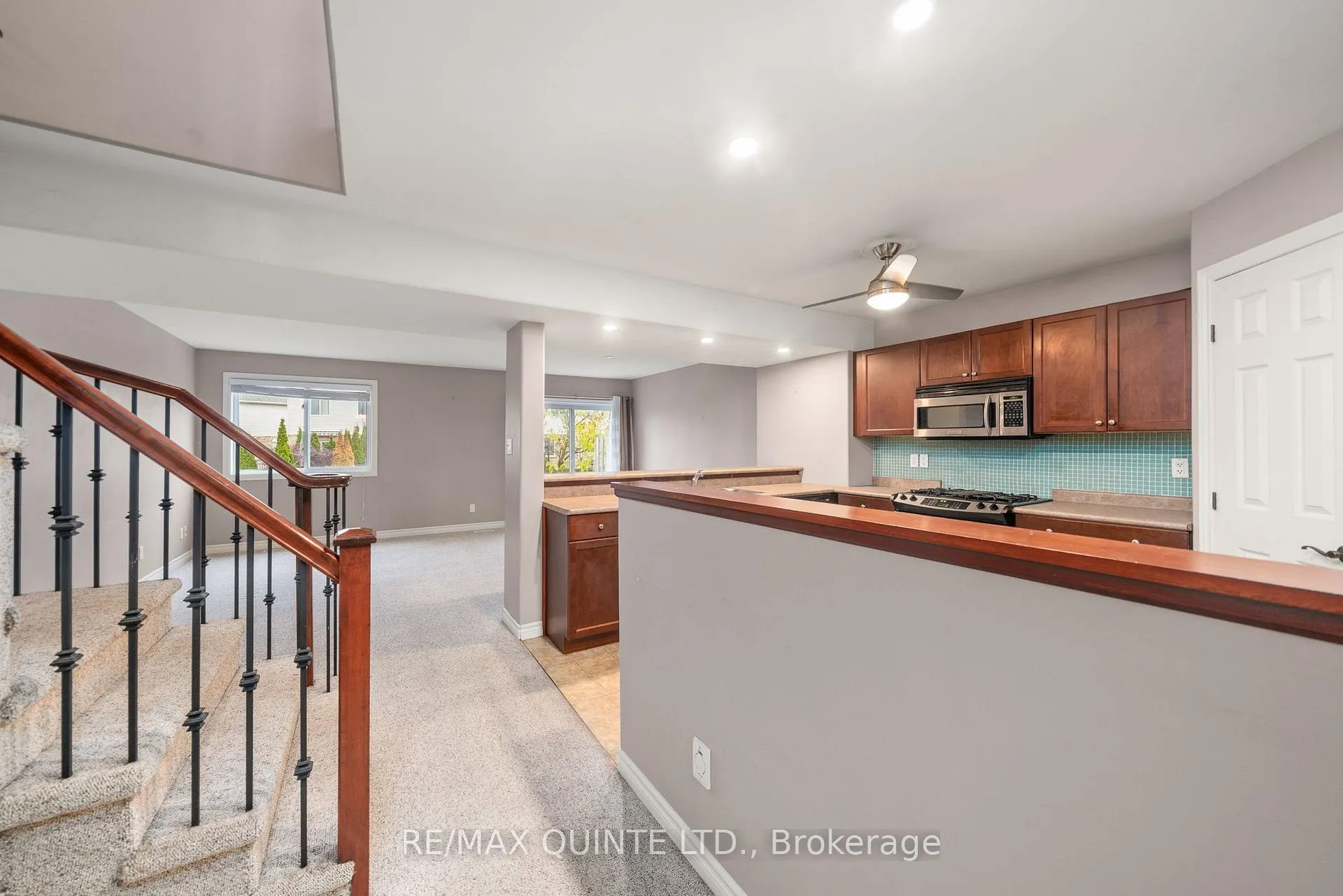 Photo 9 of 31 Sarah Court, Belleville, Belleville Ward — HOMEH
