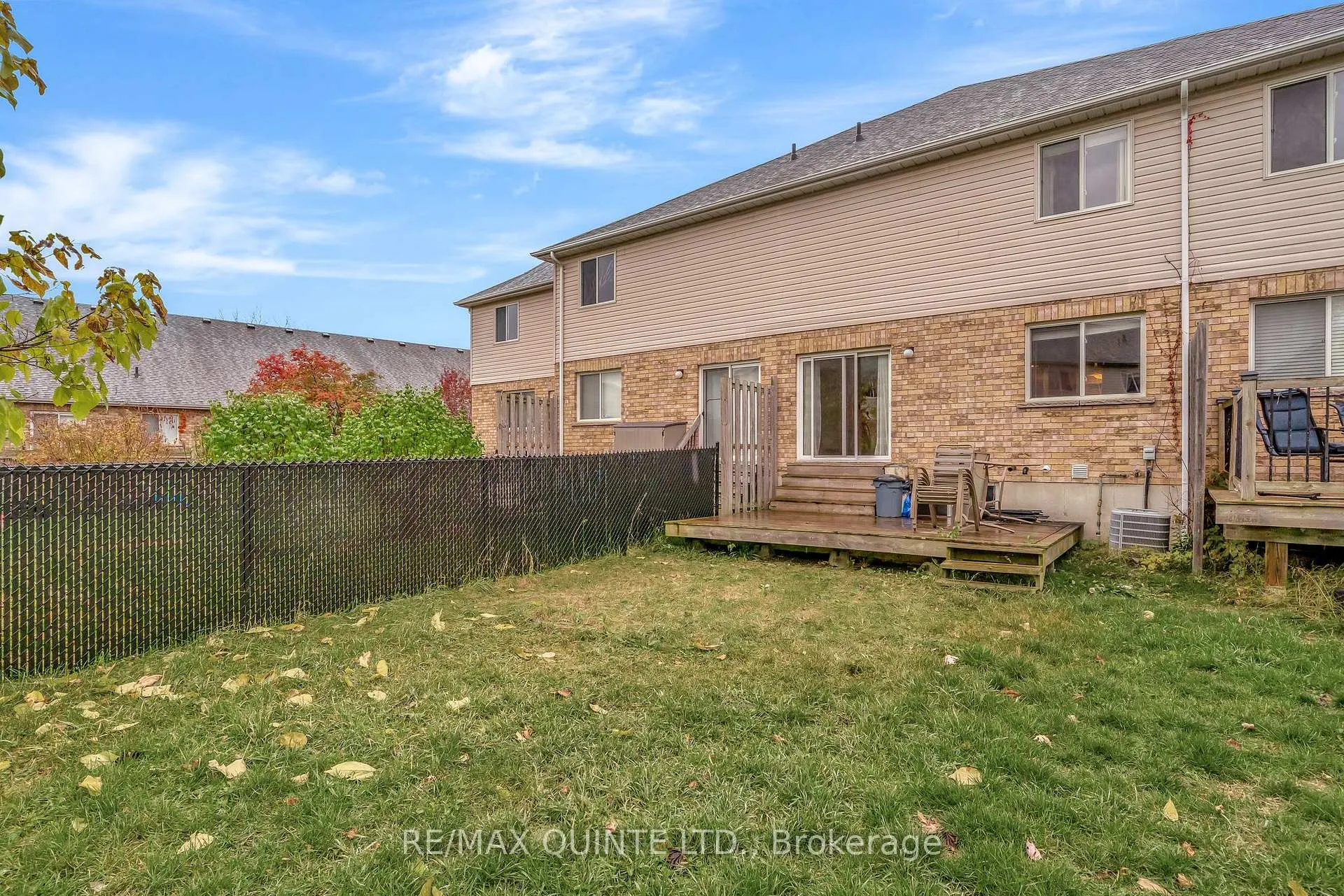 Photo 25 of 31 Sarah Court, Belleville, Belleville Ward — HOMEH