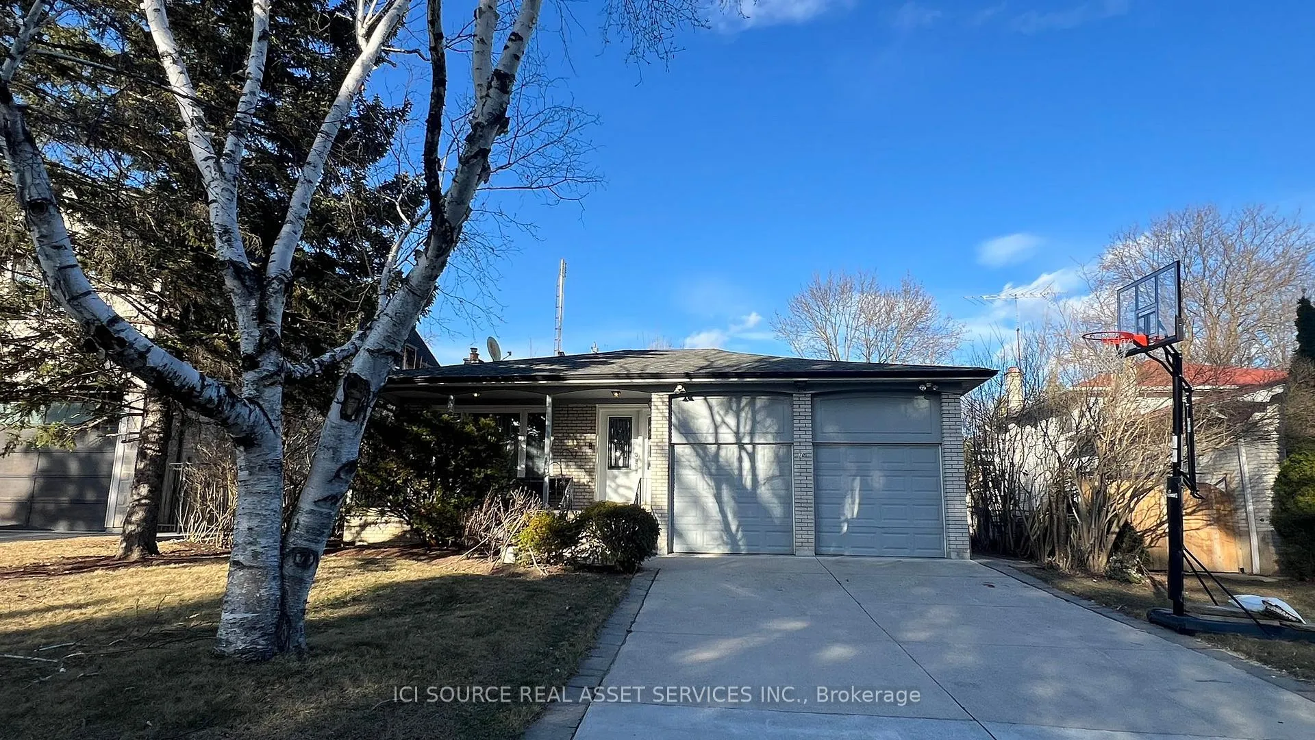 Photo 1 of 70 Poinsetta Drive, Markham, Bayview Glen — HOMEH