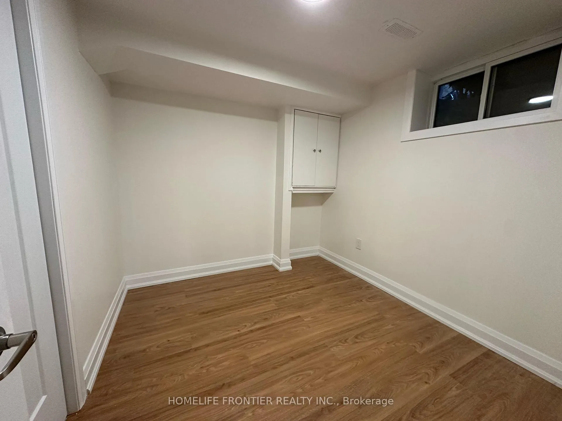 Photo 2 of 59 Tecumseh Drive, Aurora, Aurora Heights — HOMEH