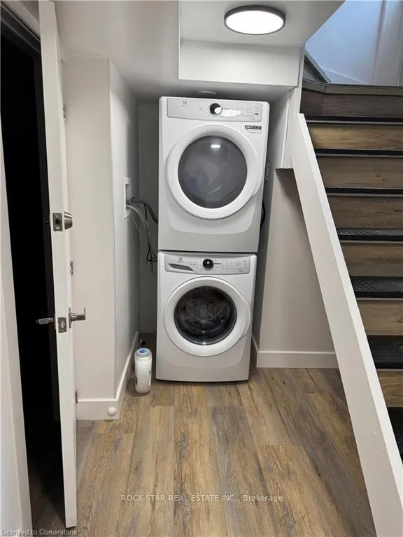 Photo 9 of Unit A Lower, 572 Glen Forrest Boulevard, Waterloo — HOMEH