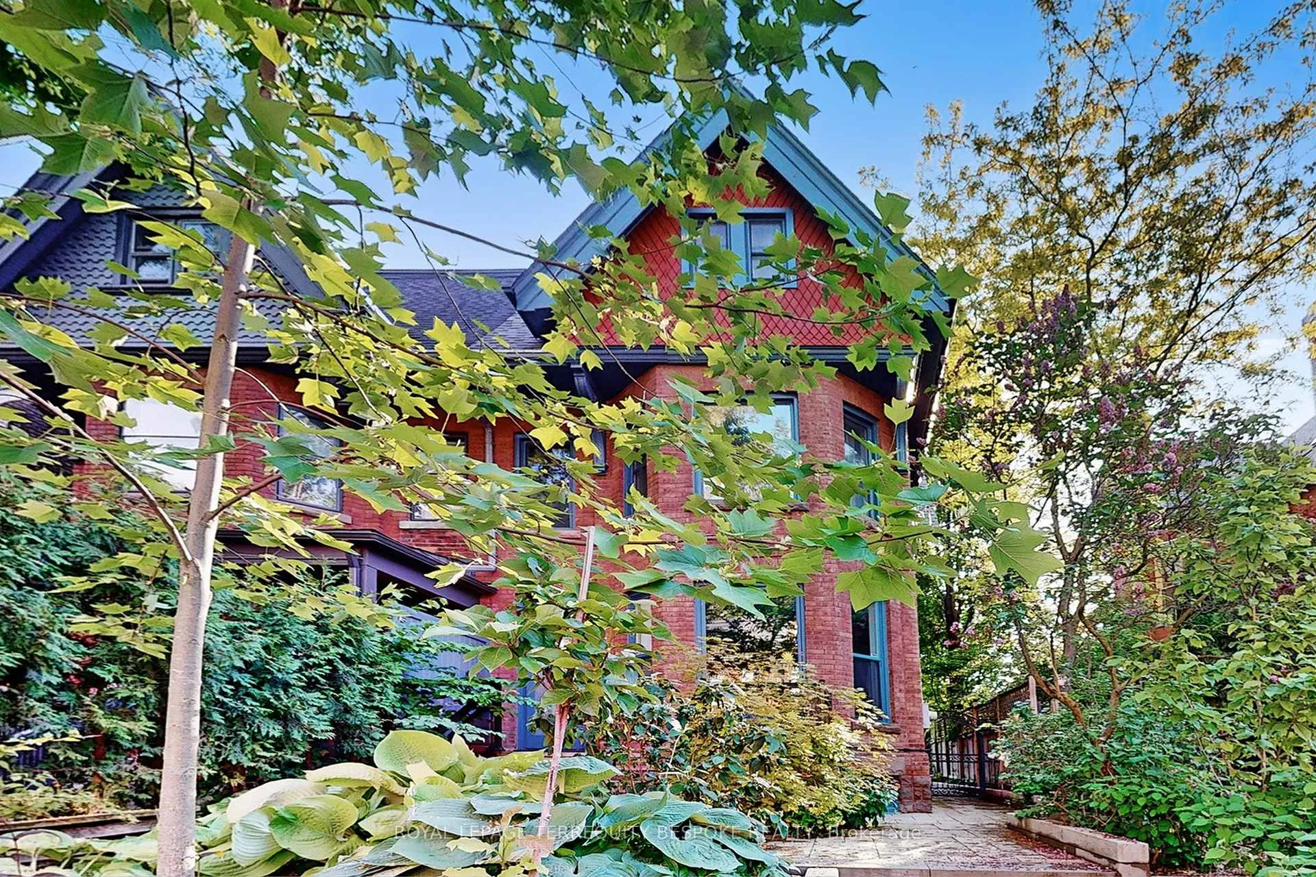 Photo 1 of Unit bsmt, 196 Crawford Street, Toronto, Trinity-Bellwoods — HOMEH