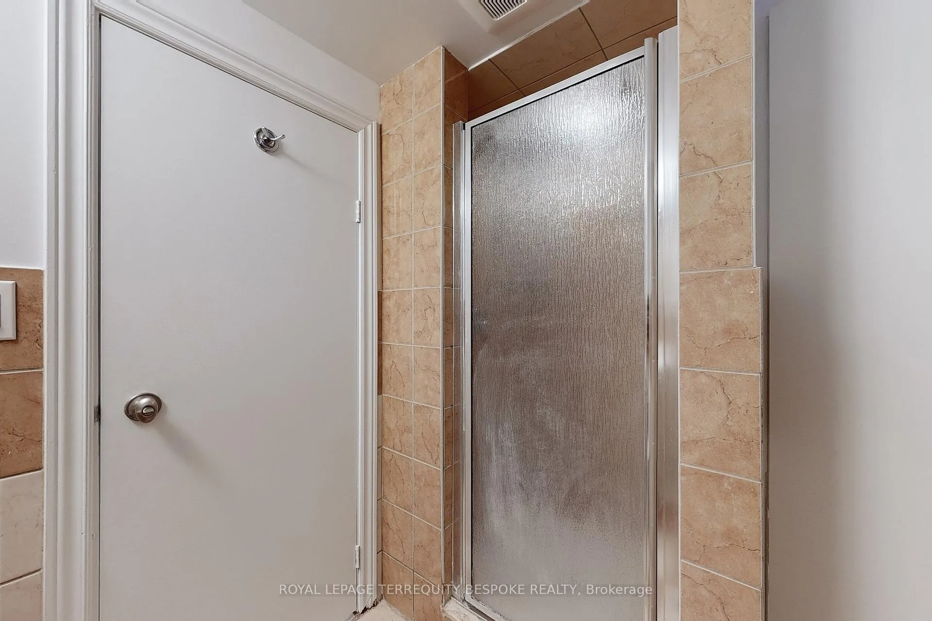 Photo 17 of Unit bsmt, 196 Crawford Street, Toronto, Trinity-Bellwoods — HOMEH