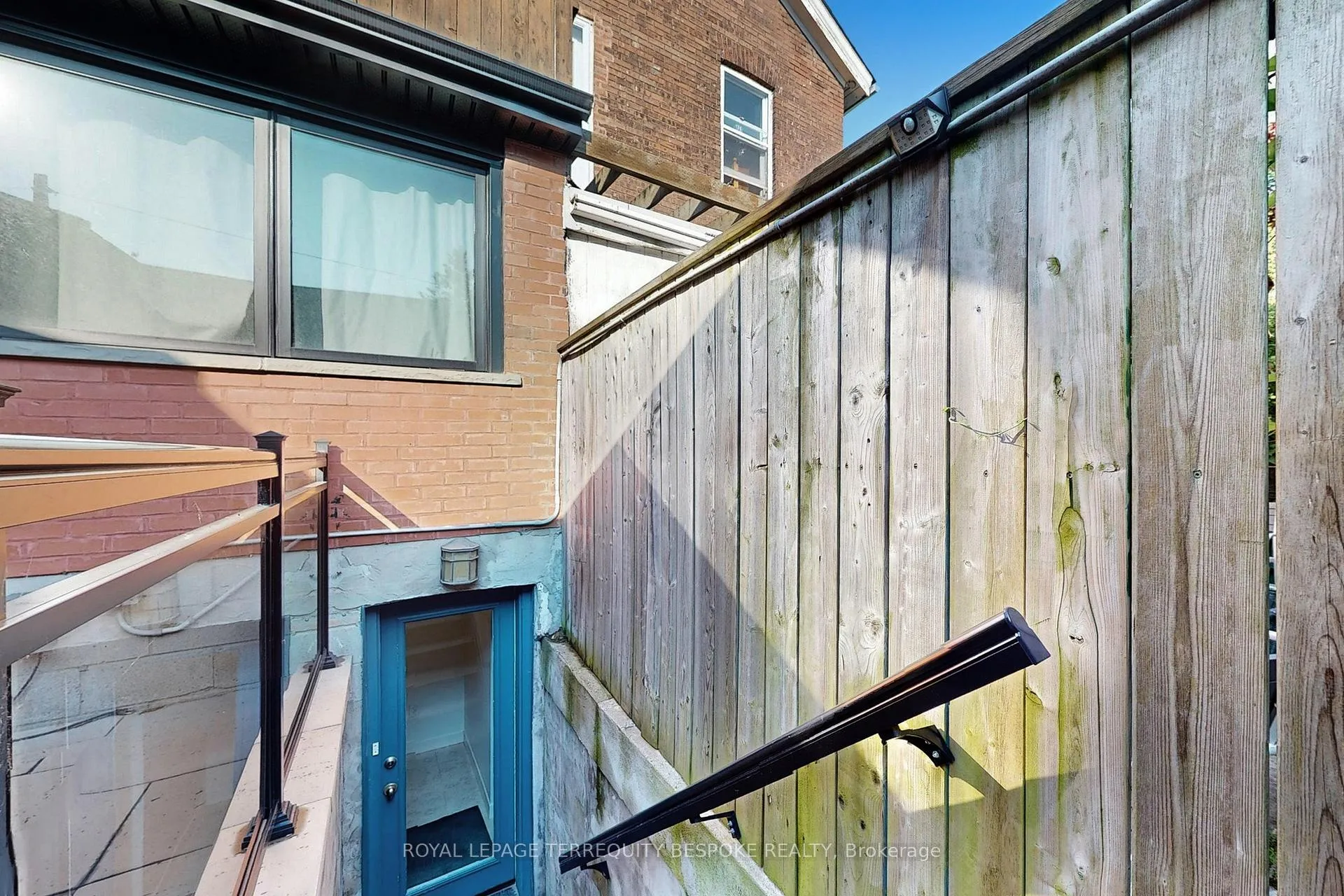 Photo 19 of Unit bsmt, 196 Crawford Street, Toronto, Trinity-Bellwoods — HOMEH