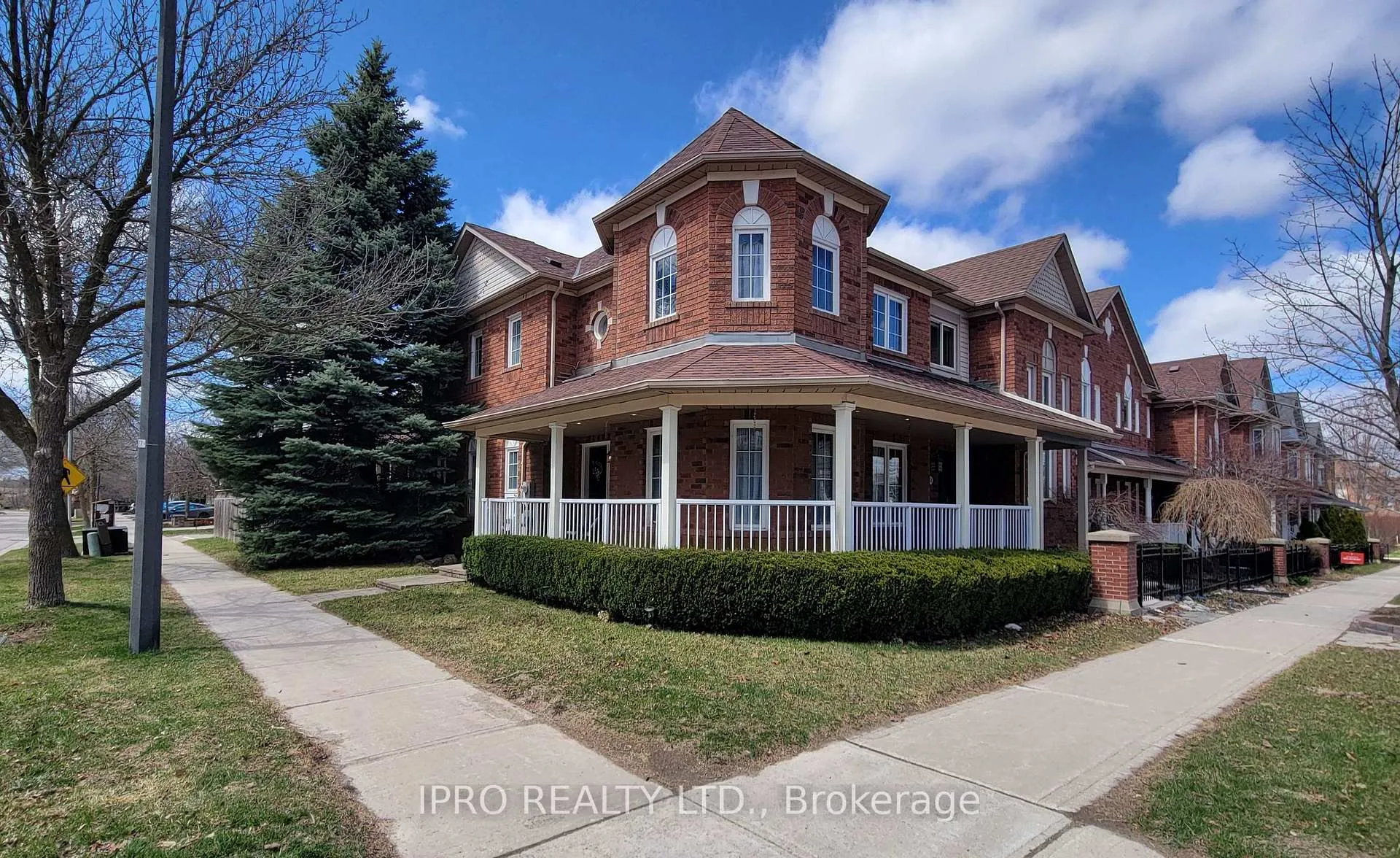 Photo 1 of 70 Ochalski Road, Aurora, Bayview Wellington — HOMEH