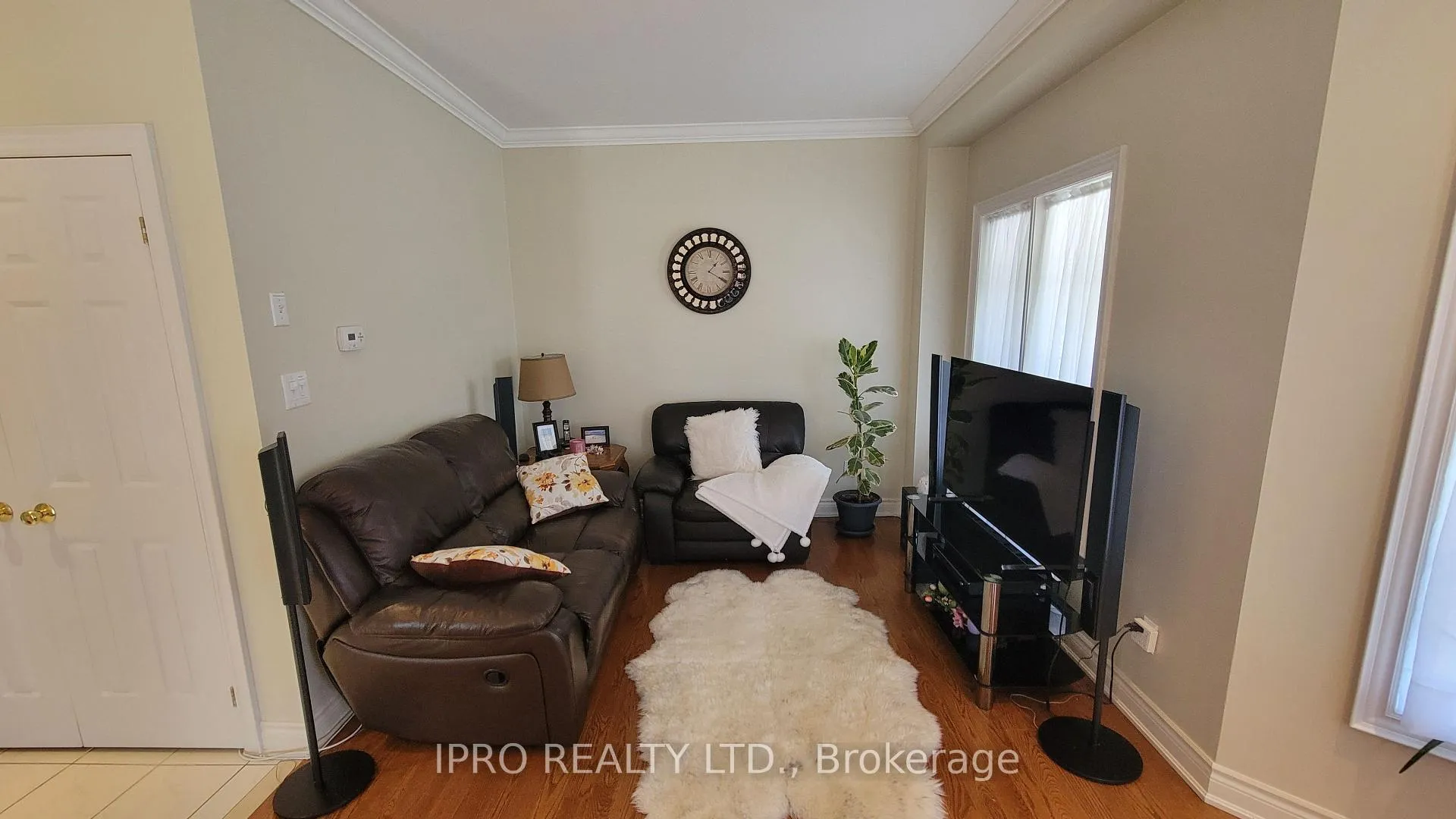 Photo 4 of 70 Ochalski Road, Aurora, Bayview Wellington — HOMEH