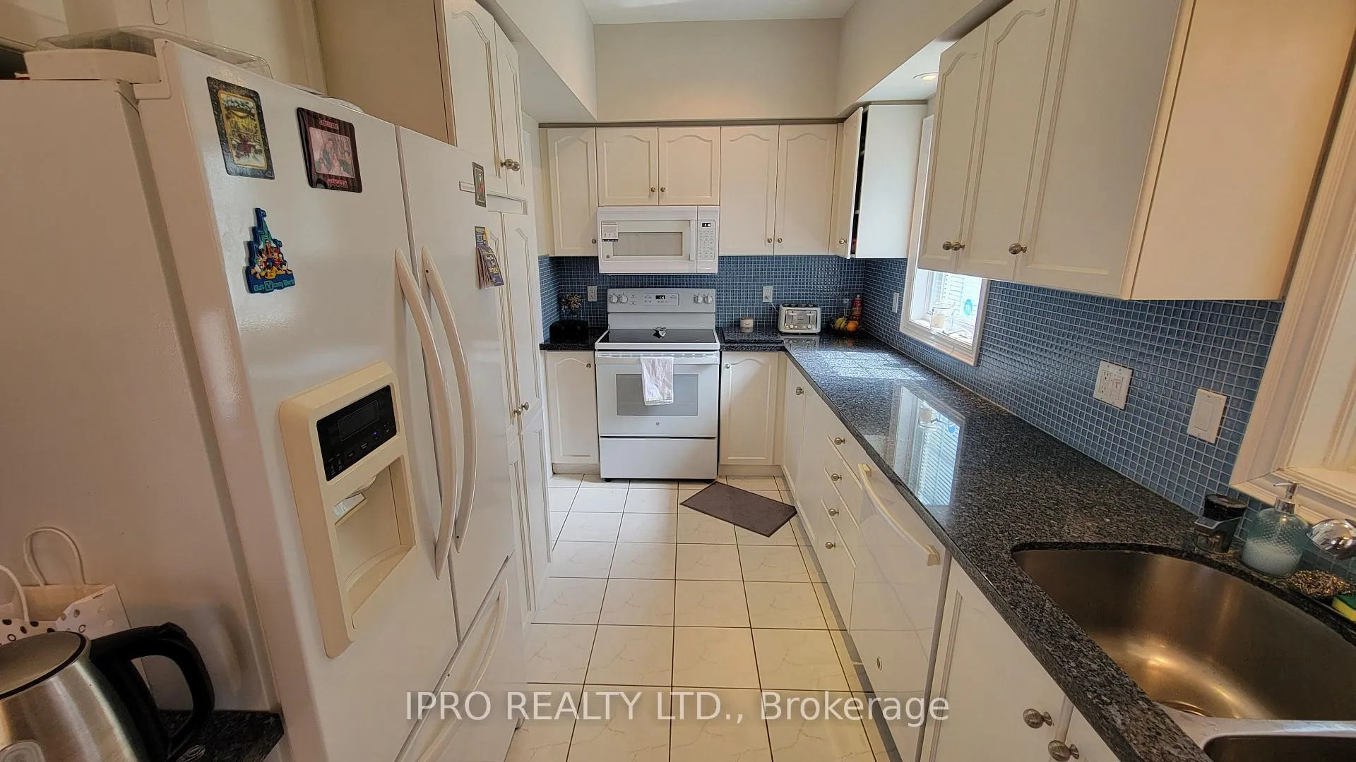 Photo 5 of 70 Ochalski Road, Aurora, Bayview Wellington — HOMEH