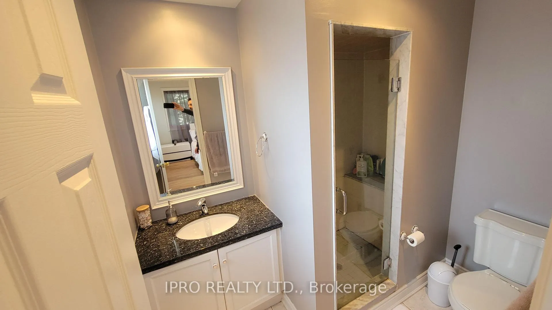 Photo 15 of 70 Ochalski Road, Aurora, Bayview Wellington — HOMEH