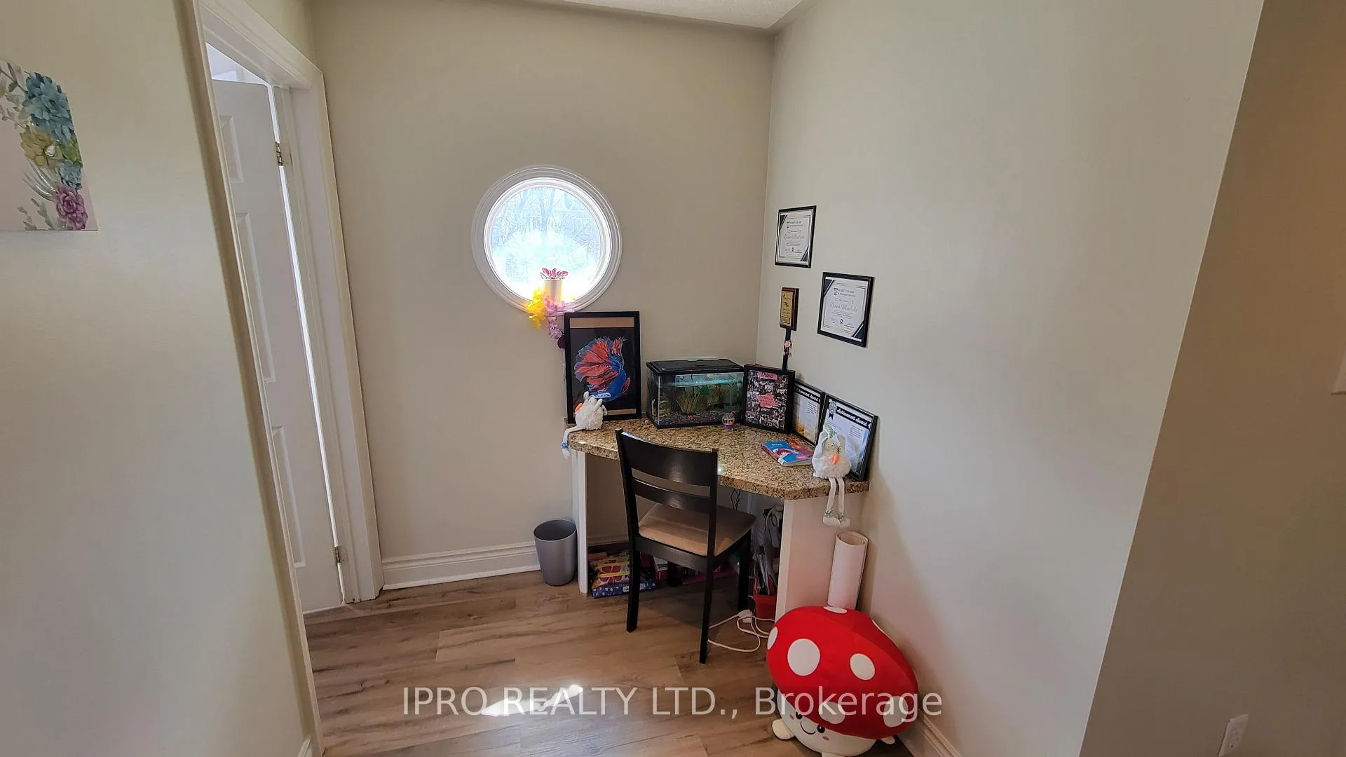 Photo 16 of 70 Ochalski Road, Aurora, Bayview Wellington — HOMEH