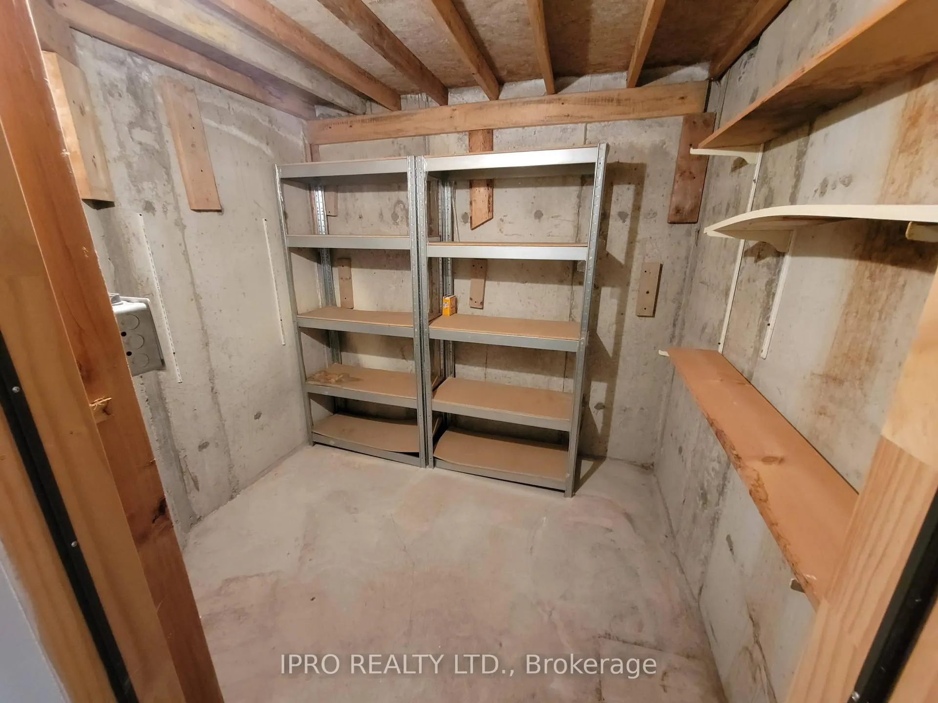 Photo 27 of 70 Ochalski Road, Aurora, Bayview Wellington — HOMEH