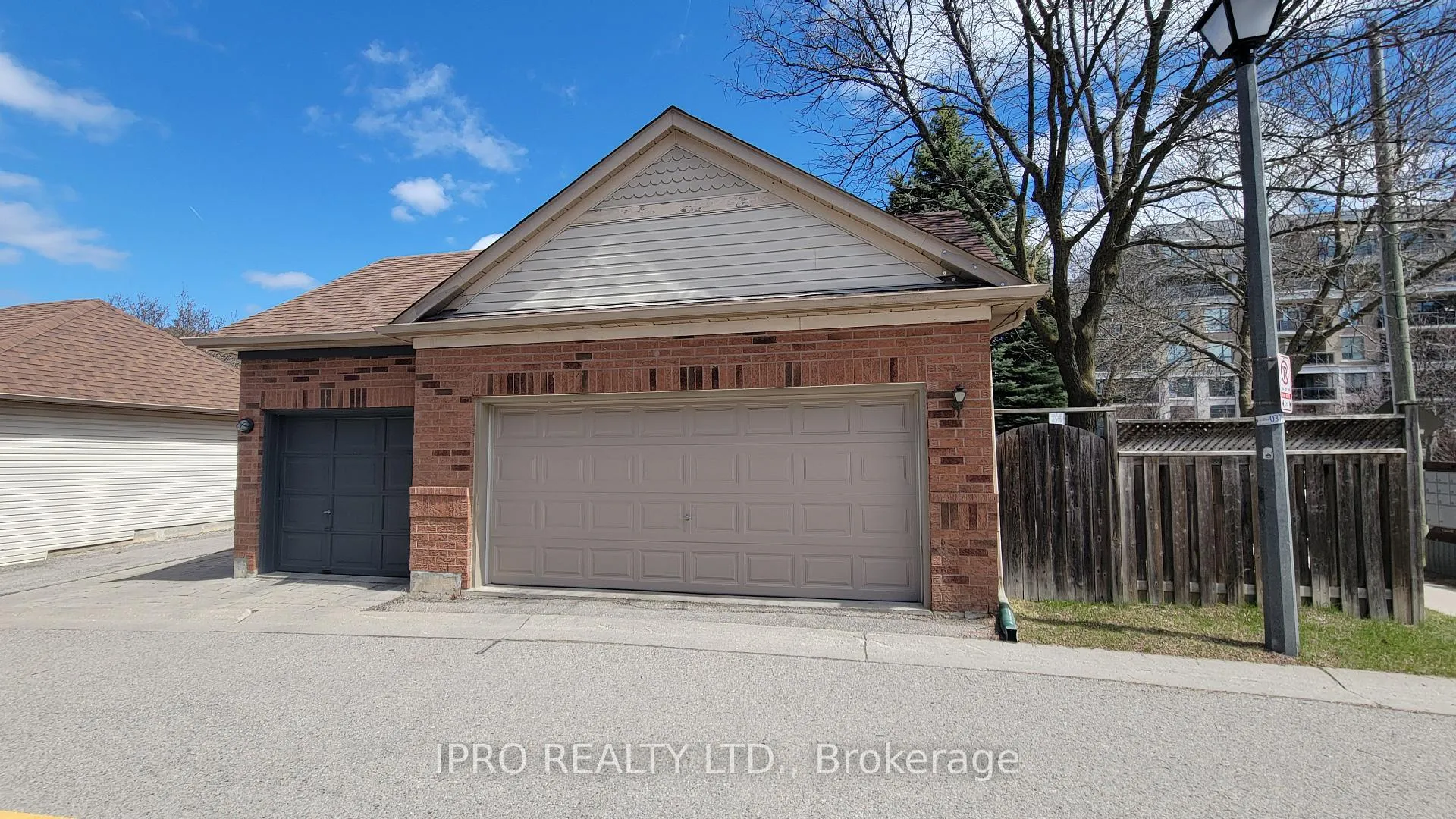 Photo 32 of 70 Ochalski Road, Aurora, Bayview Wellington — HOMEH