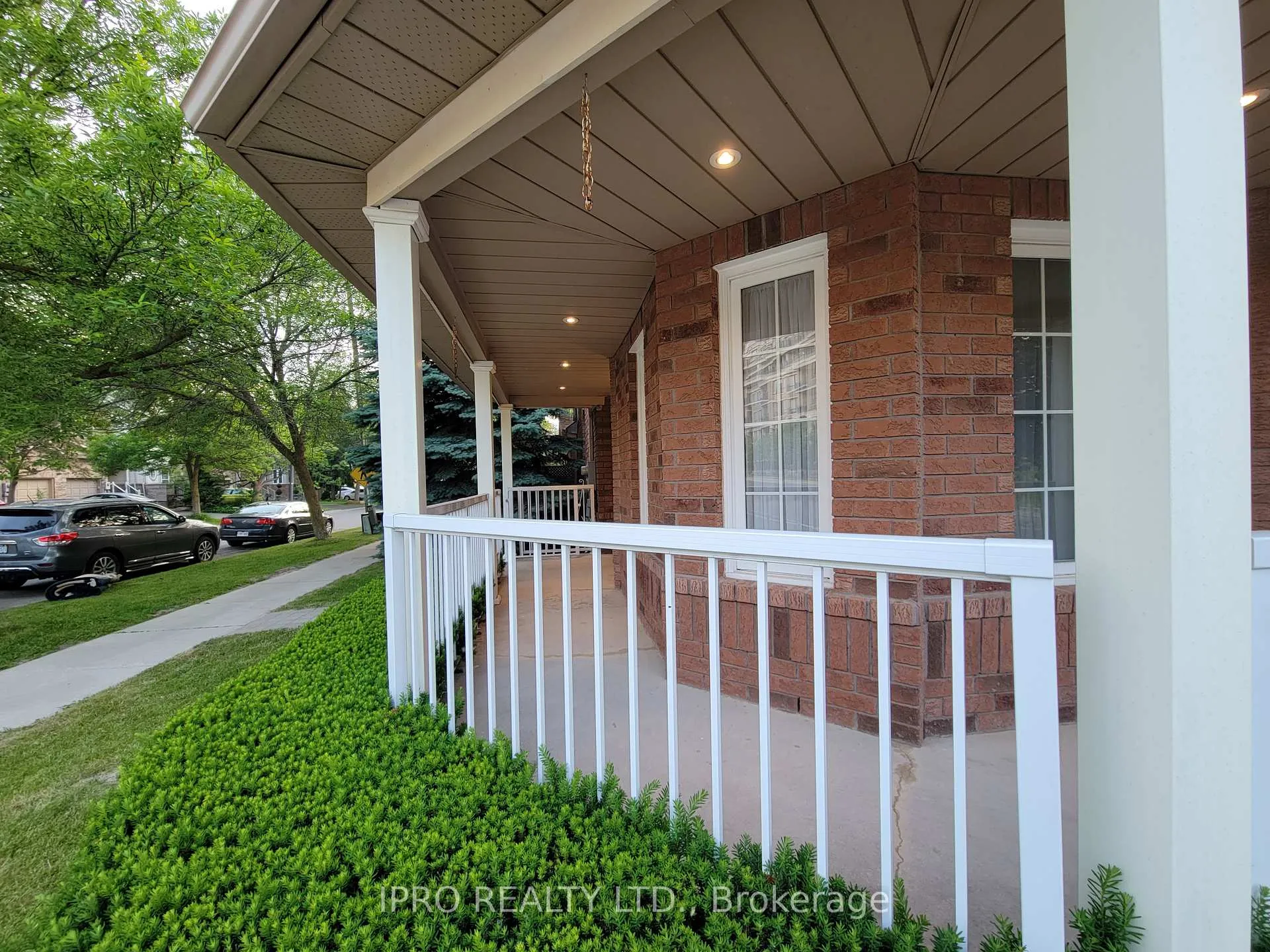 Photo 34 of 70 Ochalski Road, Aurora, Bayview Wellington — HOMEH
