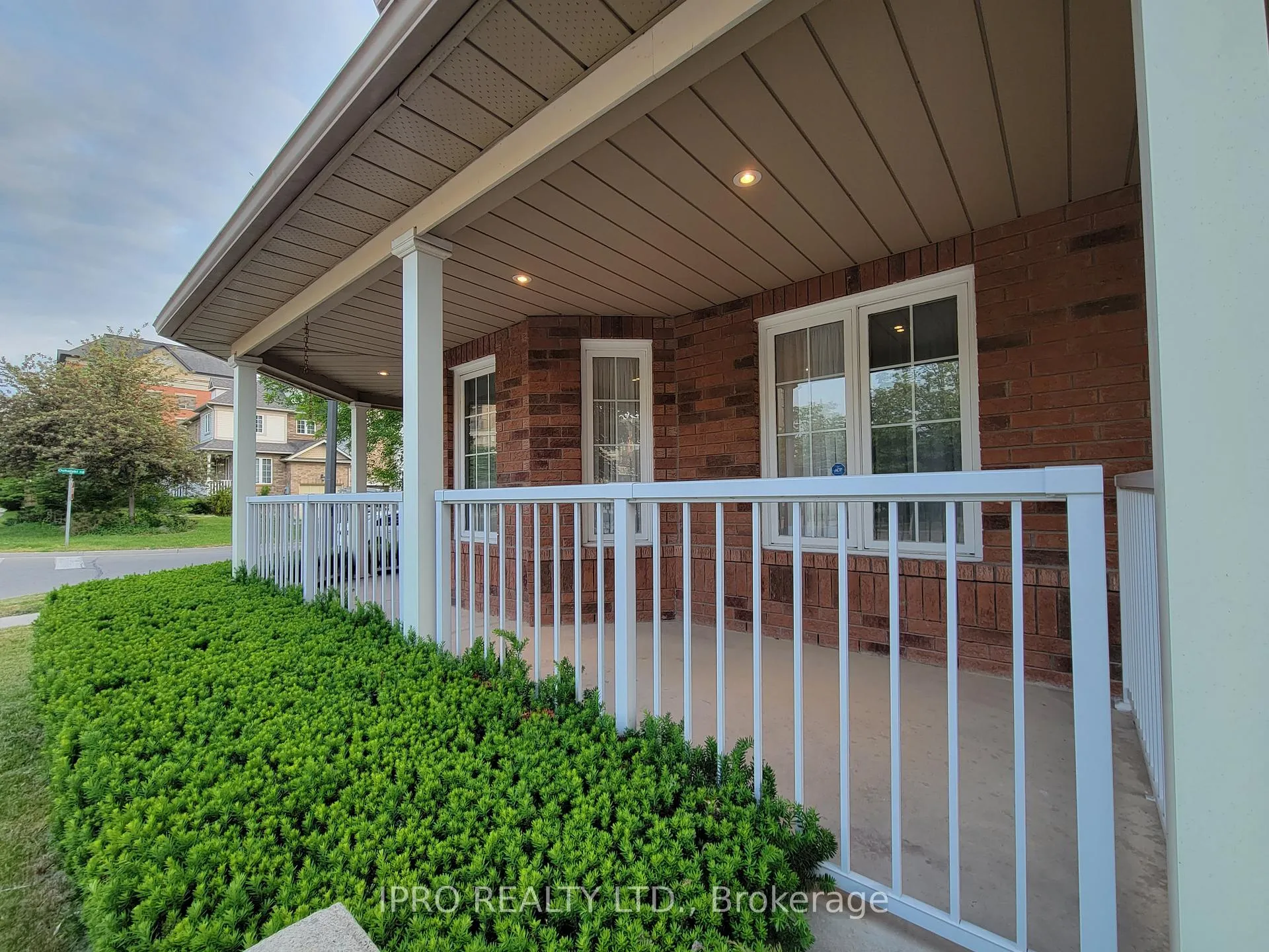 Photo 35 of 70 Ochalski Road, Aurora, Bayview Wellington — HOMEH