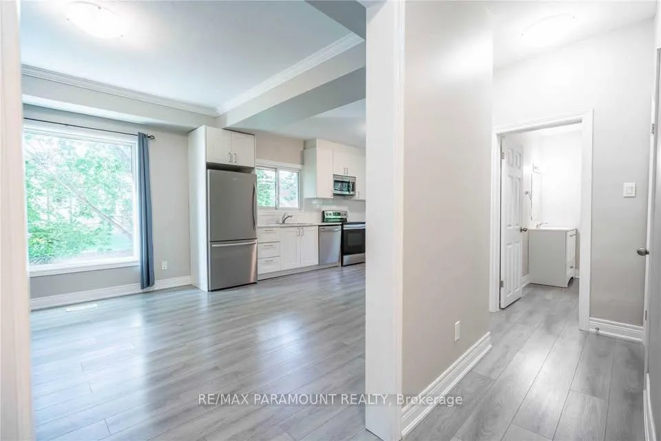 Photo 2 of 192 East 6th Street, Hamilton, Centremount — HOMEH