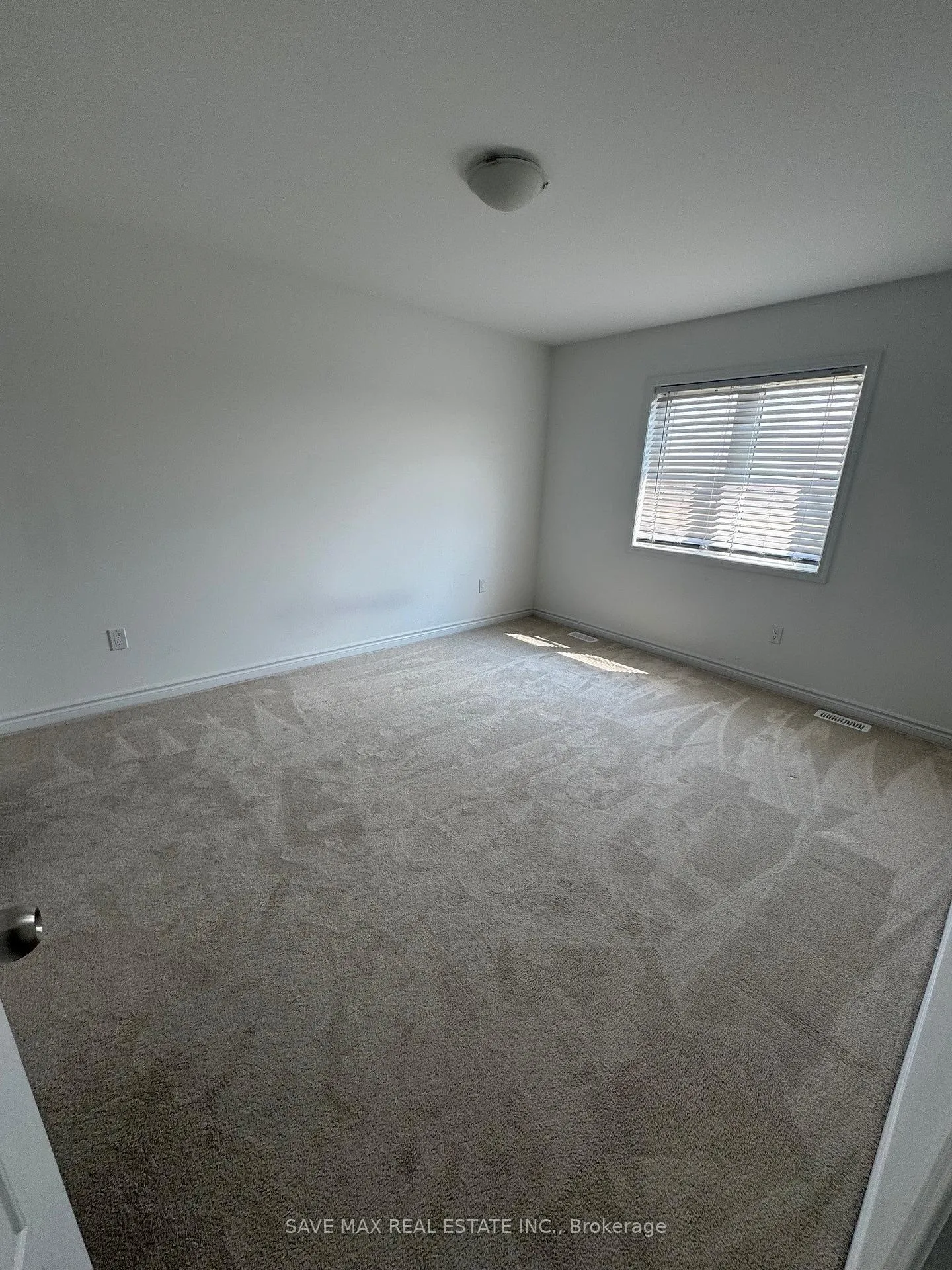 Photo 6 of 115 Forestwalk Street, Kitchener — HOMEH