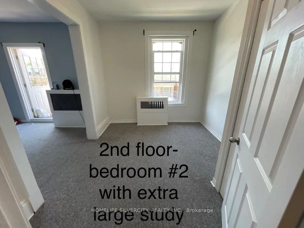 Photo 6 of Unit 3, 214 Mary Street, Hamilton, Hamilton Beach — HOMEH