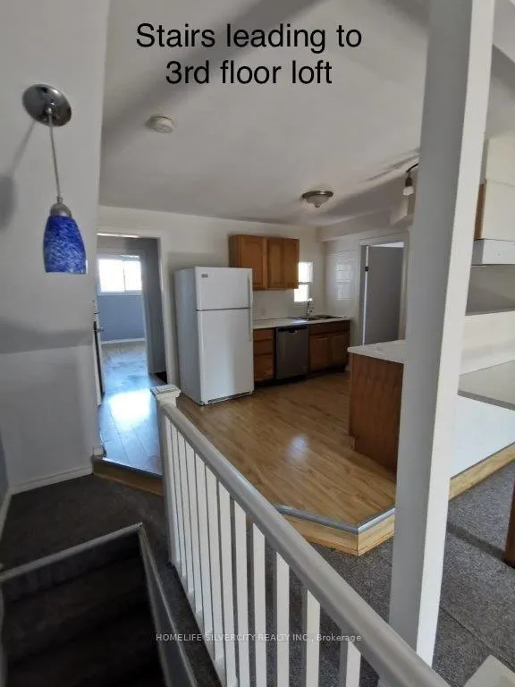 Photo 13 of Unit 3, 214 Mary Street, Hamilton, Hamilton Beach — HOMEH