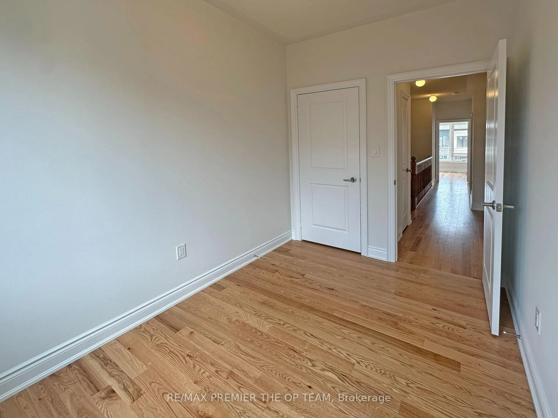 Photo 22 of 120 Tennant Circle, Vaughan, Vellore Village — HOMEH
