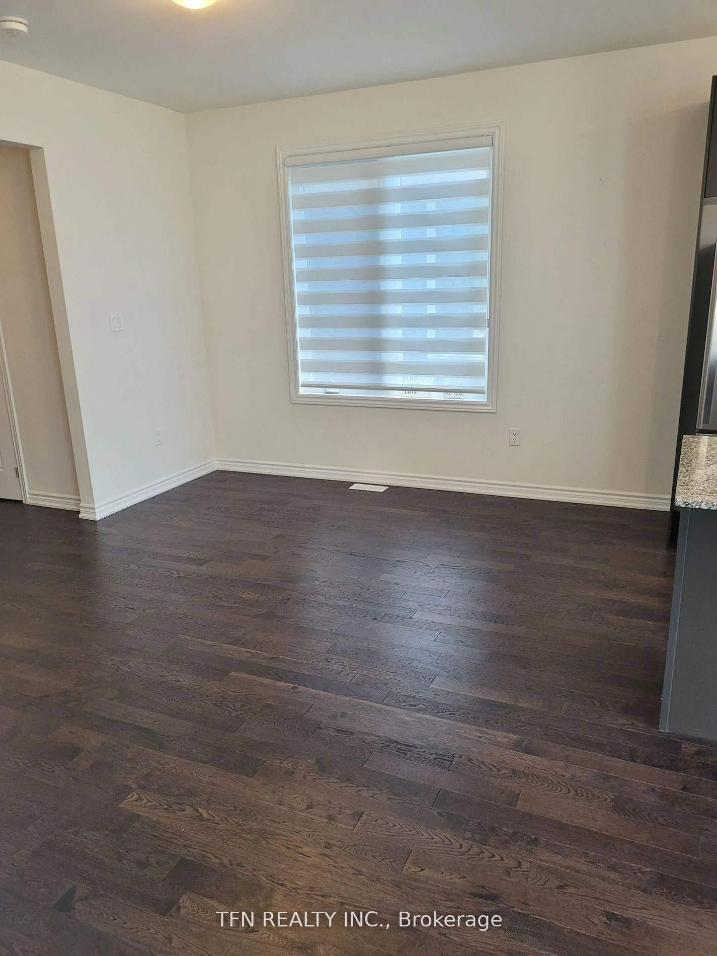 Photo 11 of 3213 Mosley Street, Wasaga Beach — HOMEH