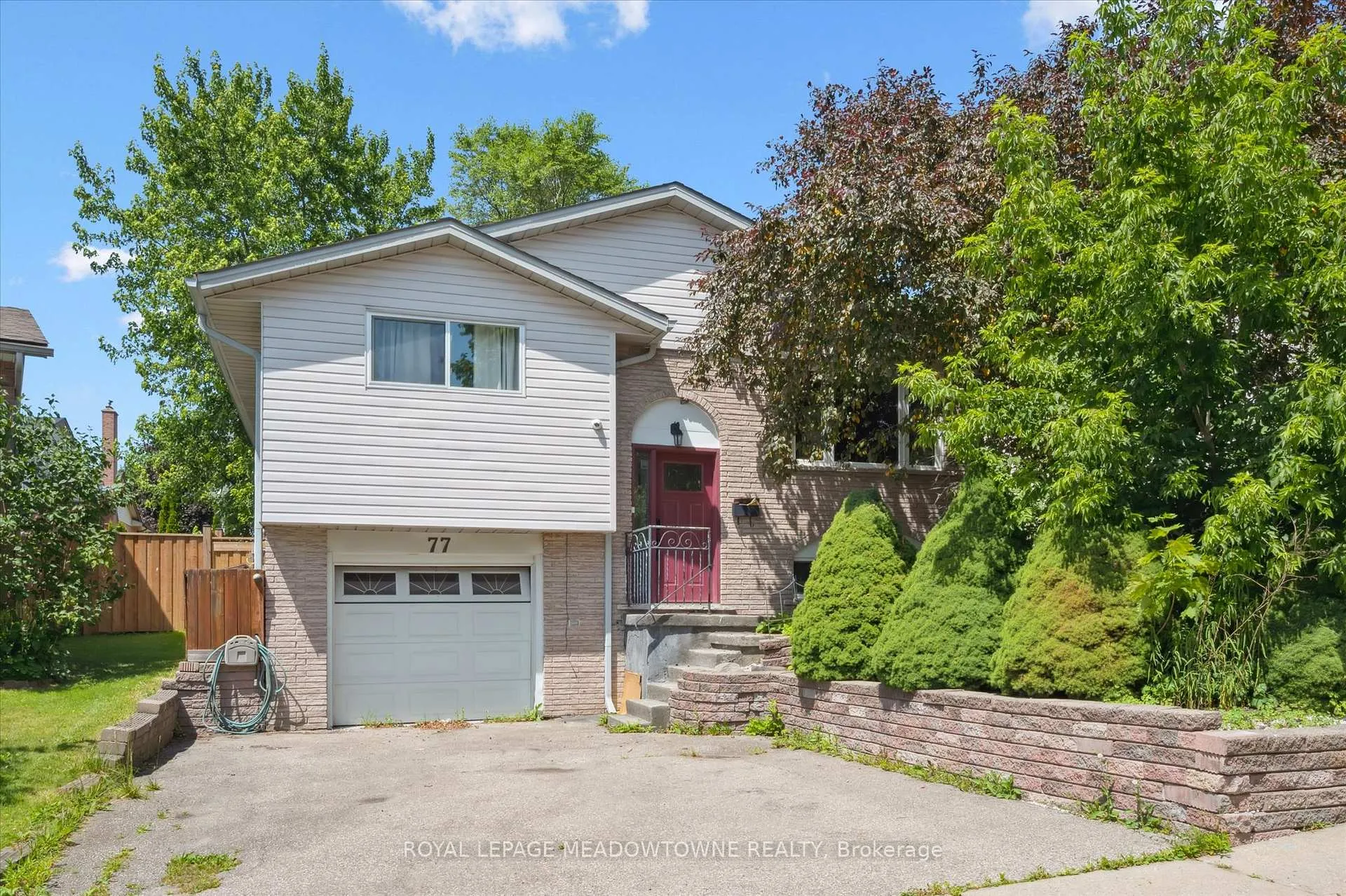 Photo 1 of 77 Pinemeadow Crescent, Waterloo — HOMEH