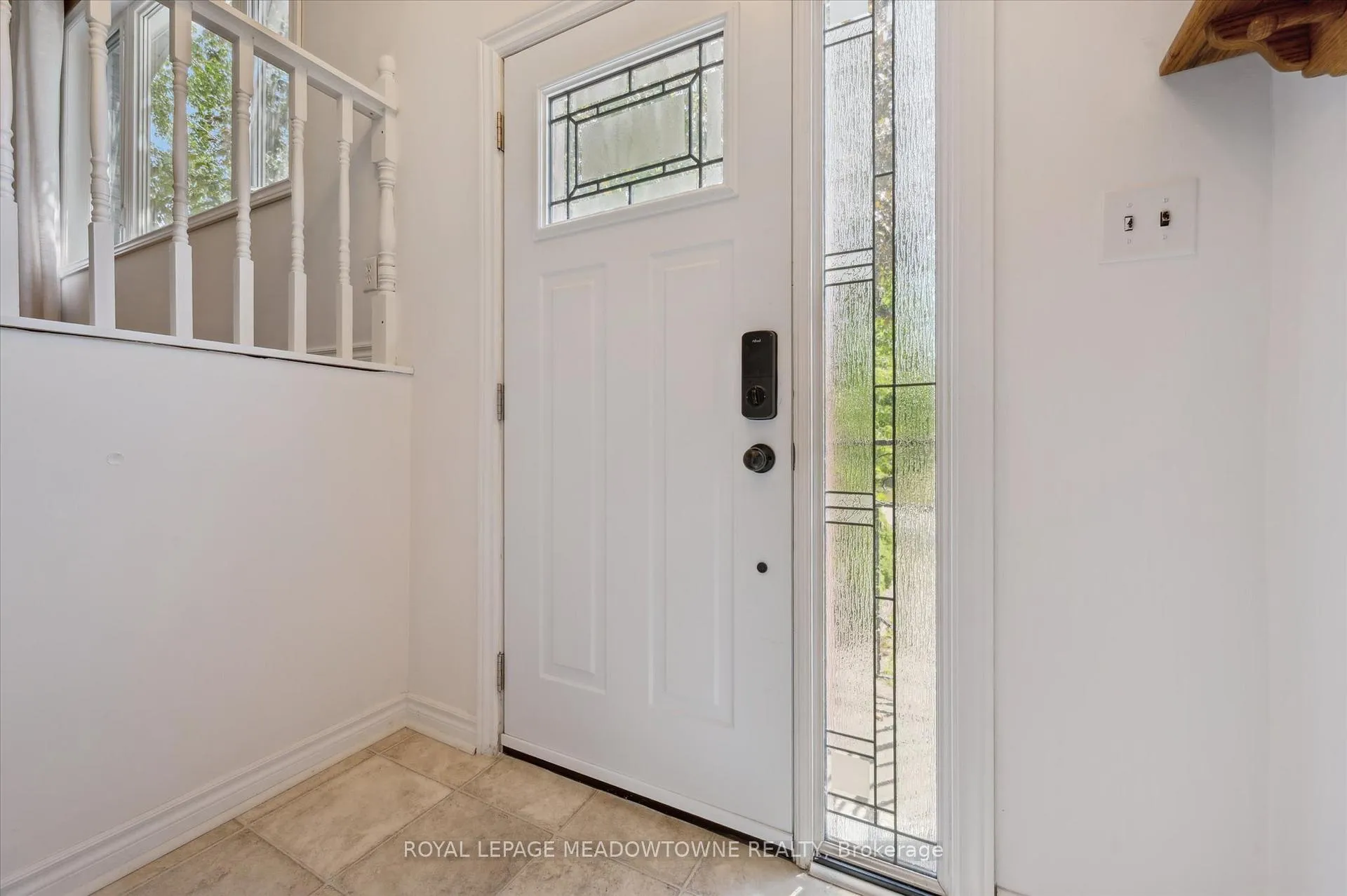 Photo 6 of 77 Pinemeadow Crescent, Waterloo — HOMEH