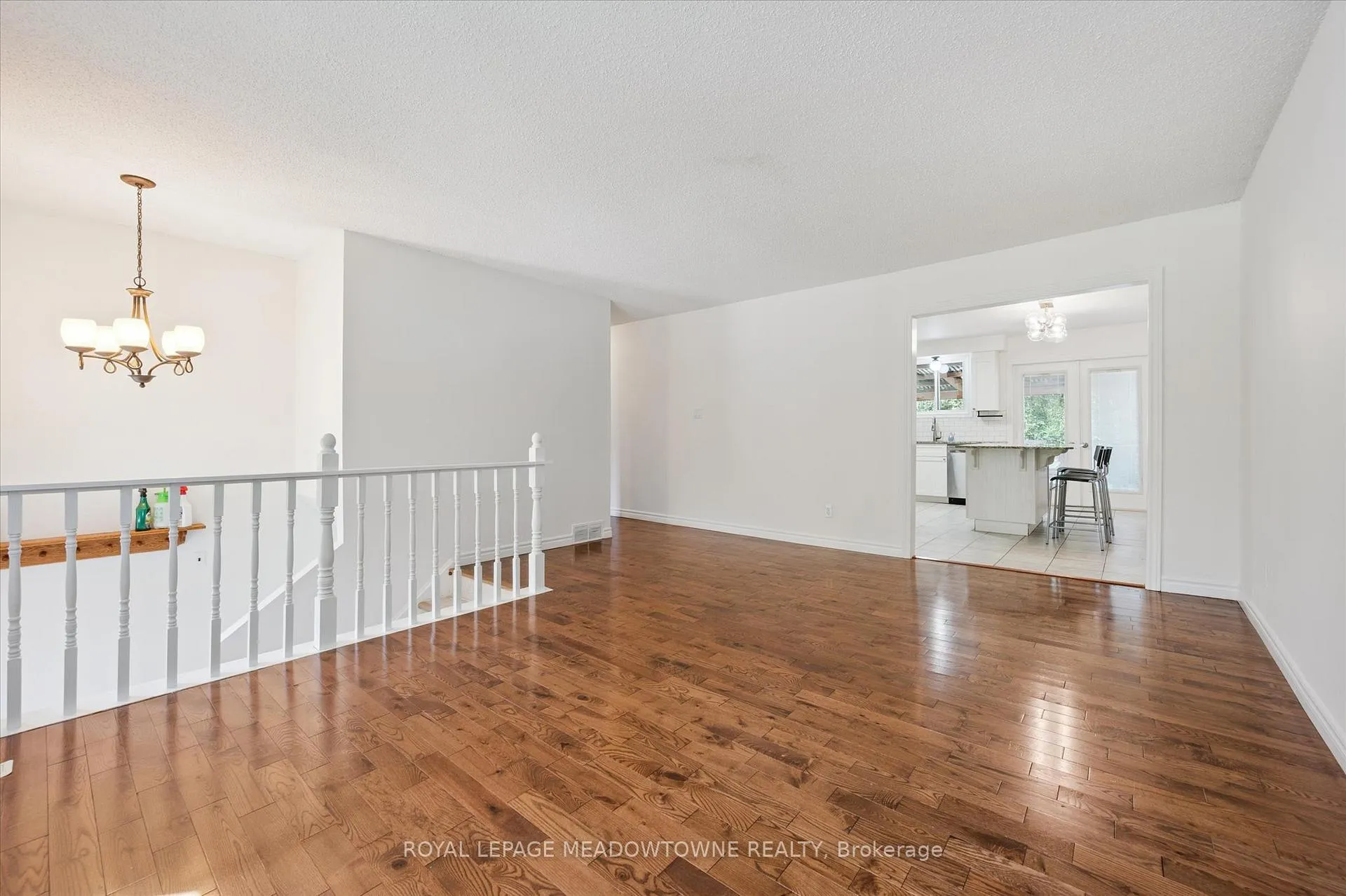 Photo 9 of 77 Pinemeadow Crescent, Waterloo — HOMEH
