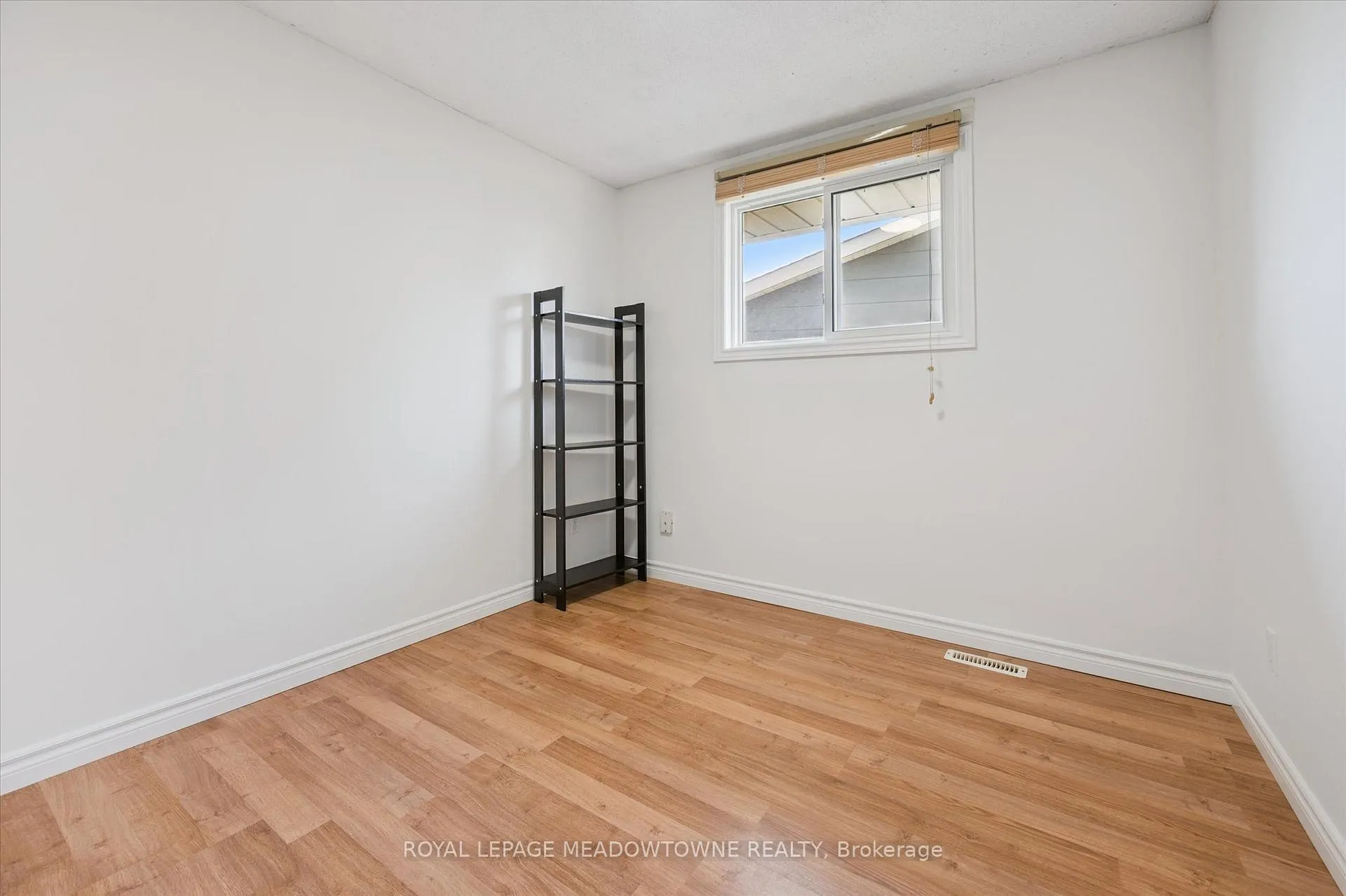 Photo 14 of 77 Pinemeadow Crescent, Waterloo — HOMEH