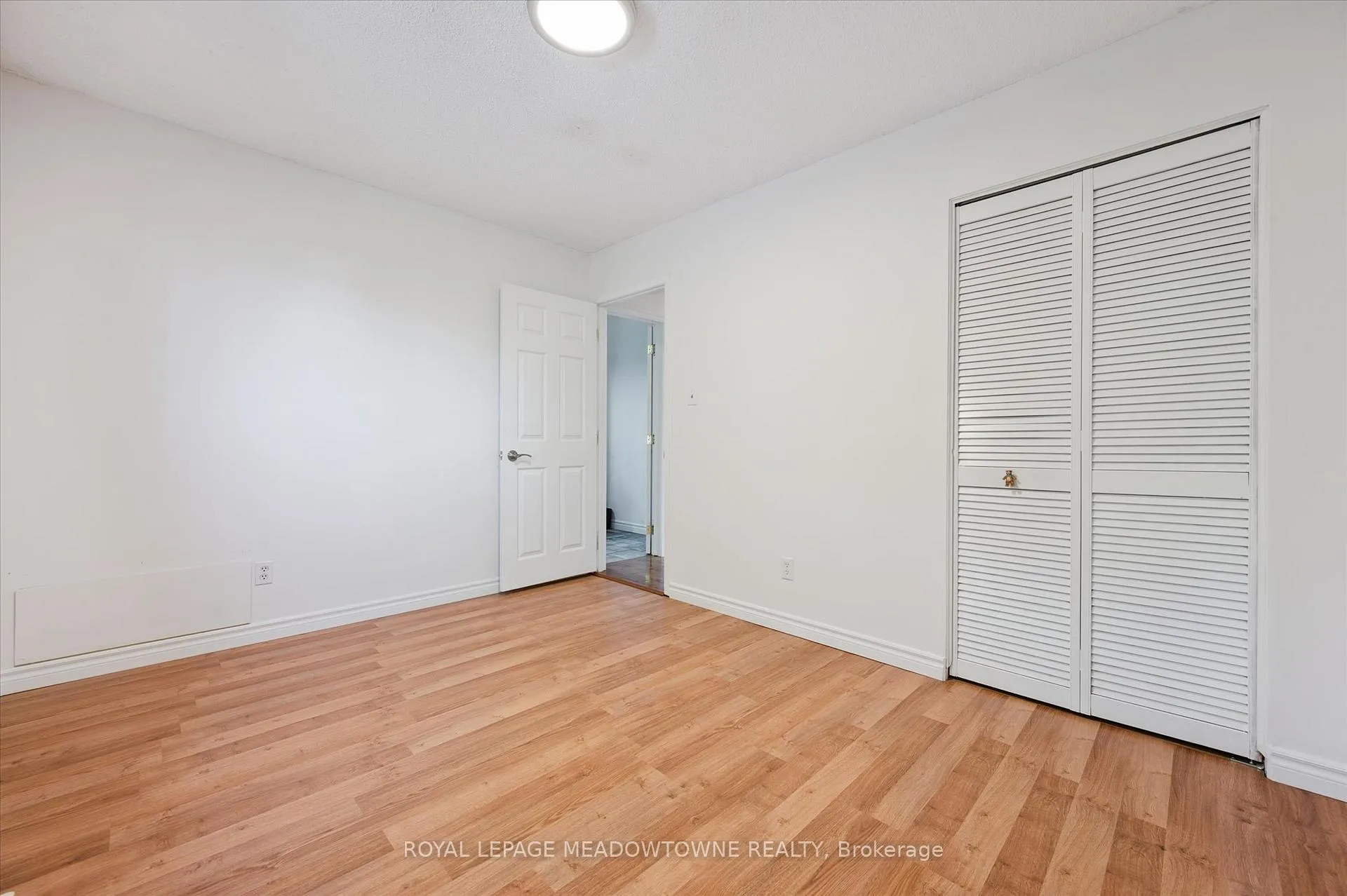 Photo 17 of 77 Pinemeadow Crescent, Waterloo — HOMEH