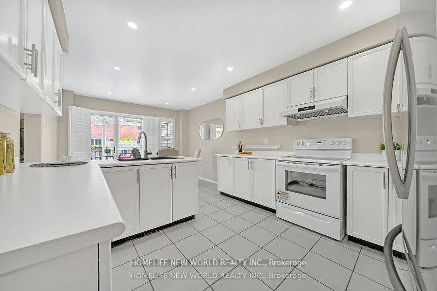 Photo 3 of Unit upper, 66 Macdermott Drive, Ajax, Central West — HOMEH