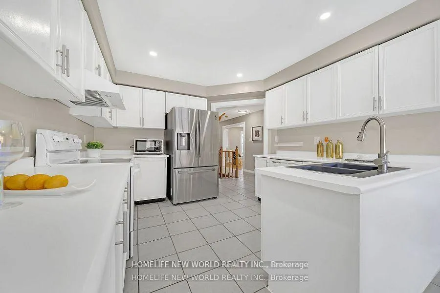 Photo 4 of Unit upper, 66 Macdermott Drive, Ajax, Central West — HOMEH