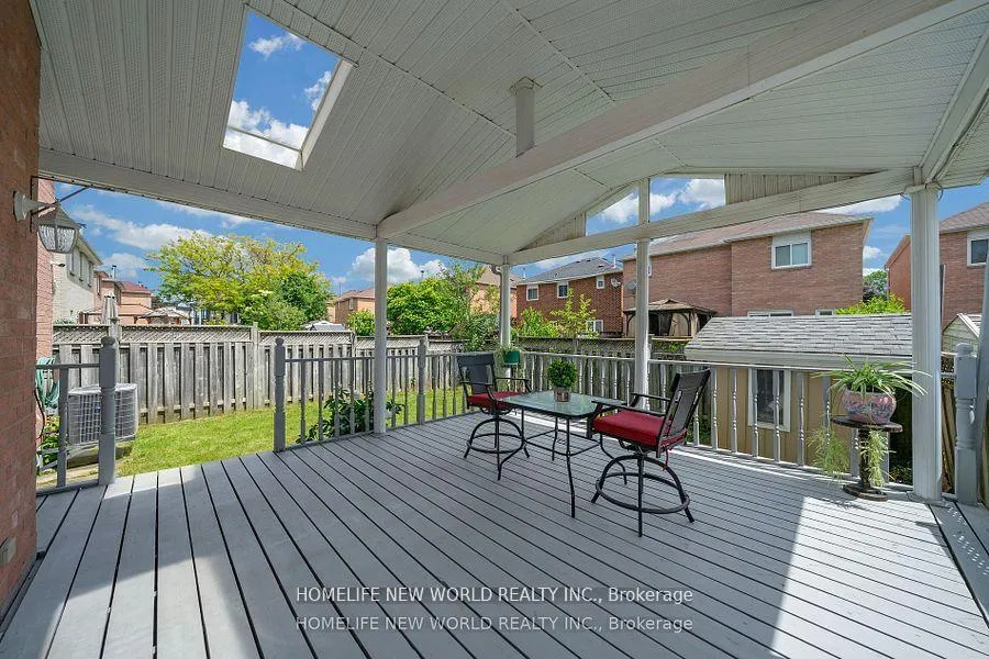 Photo 10 of Unit upper, 66 Macdermott Drive, Ajax, Central West — HOMEH