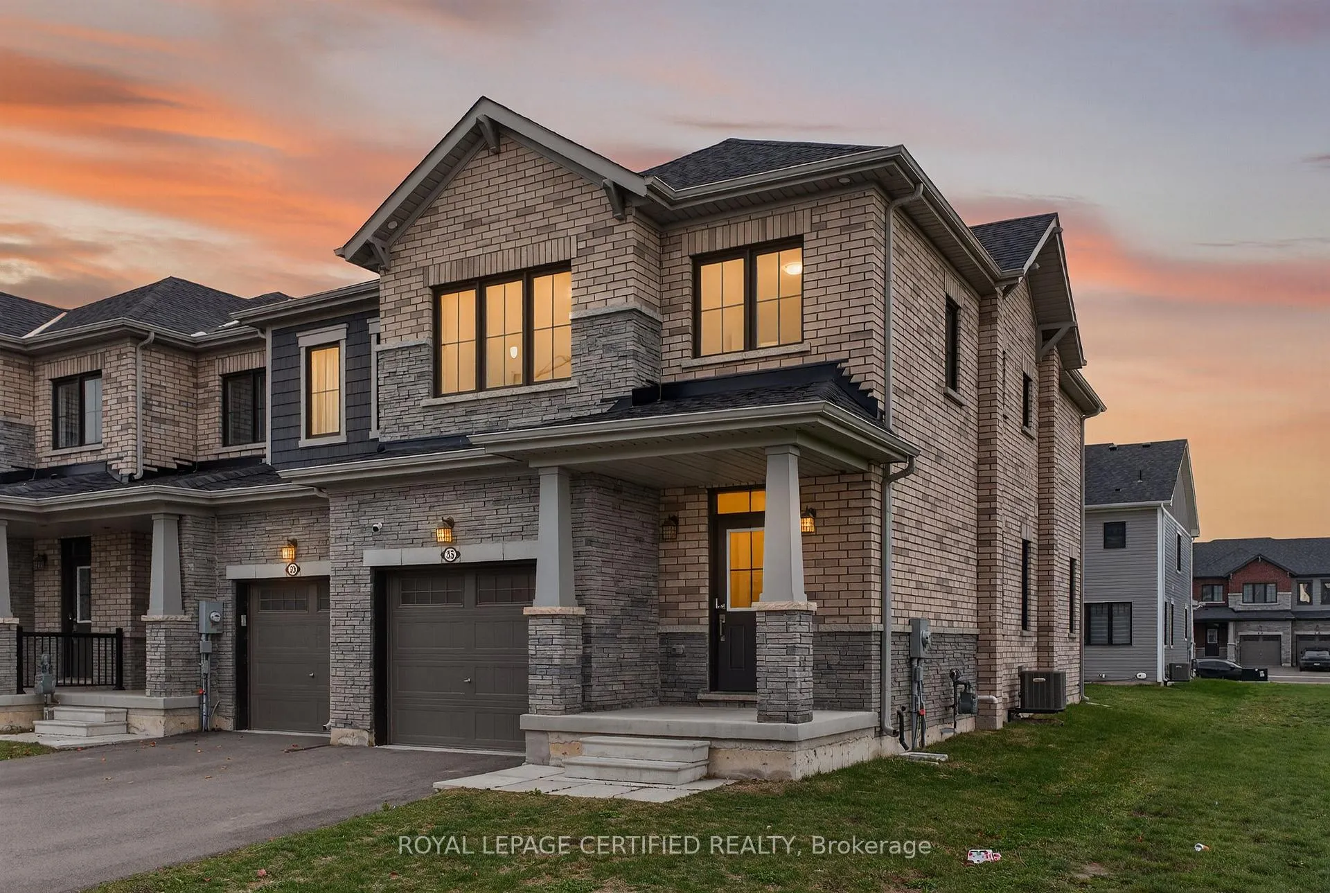 Photo 2 of 35 Concord Drive, Thorold, Rolling Meadows — HOMEH
