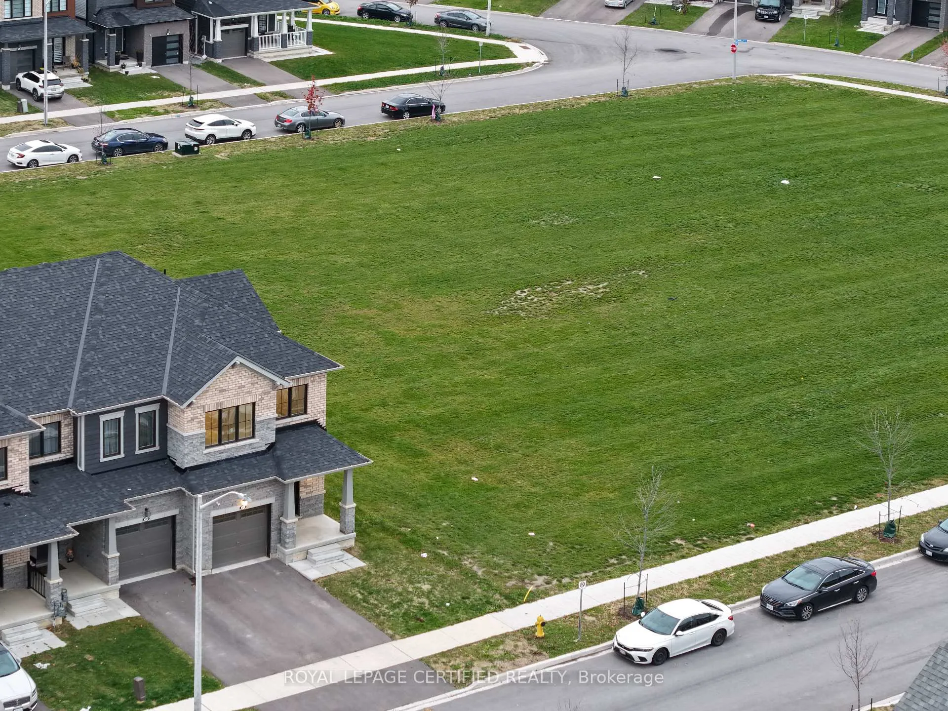 Photo 4 of 35 Concord Drive, Thorold, Rolling Meadows — HOMEH