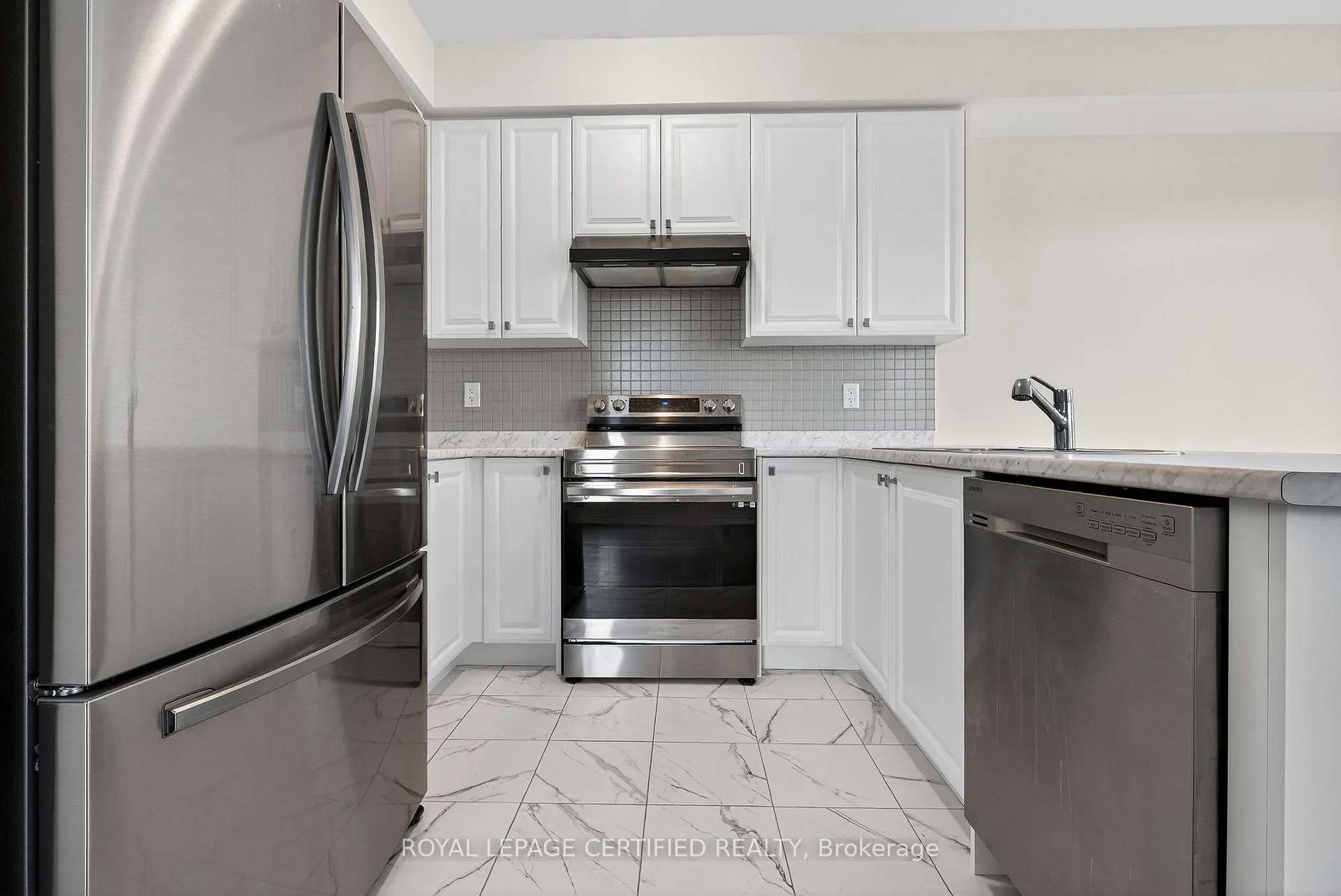 Photo 11 of 35 Concord Drive, Thorold, Rolling Meadows — HOMEH