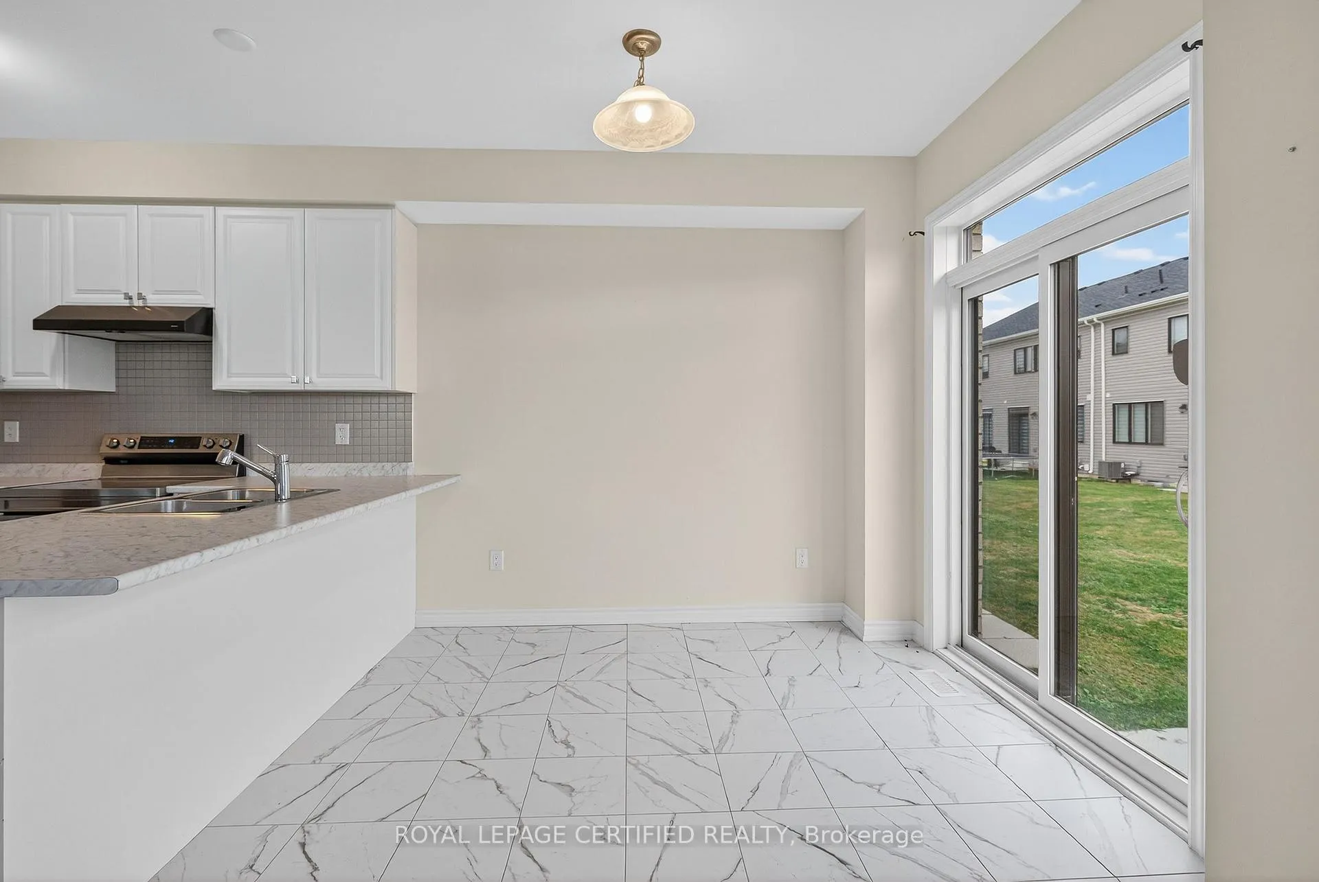 Photo 15 of 35 Concord Drive, Thorold, Rolling Meadows — HOMEH