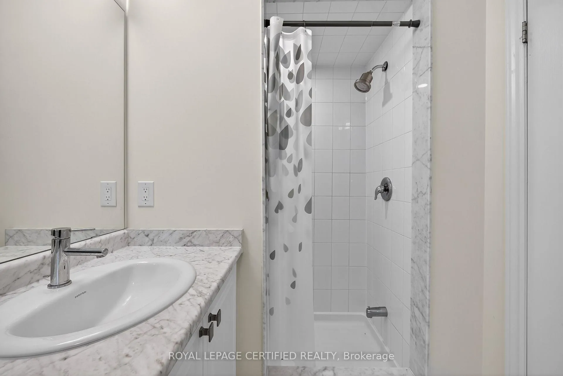 Photo 30 of 35 Concord Drive, Thorold, Rolling Meadows — HOMEH